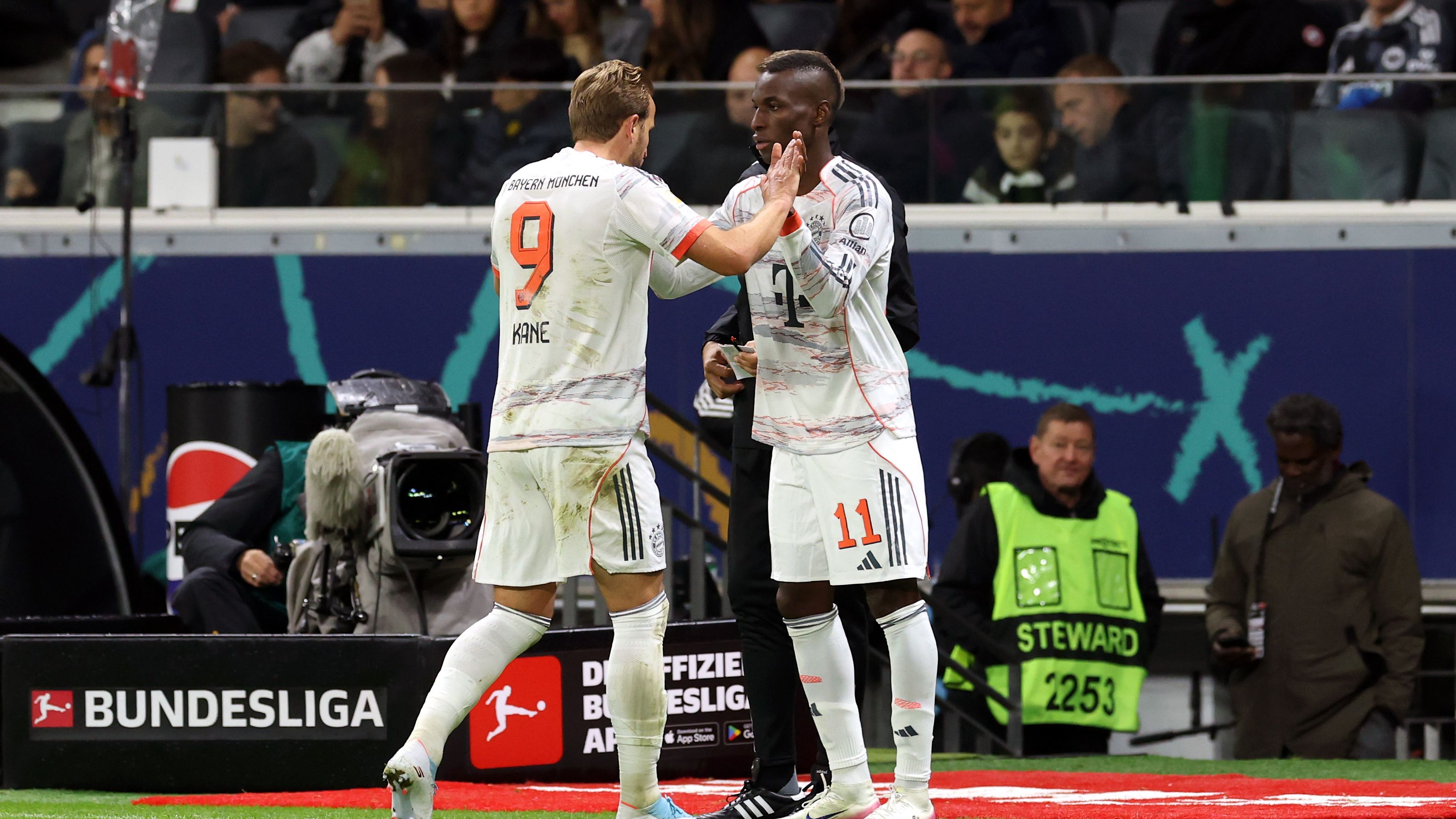 Eintracht Frankfurt v FC Bayern München - Bundesliga