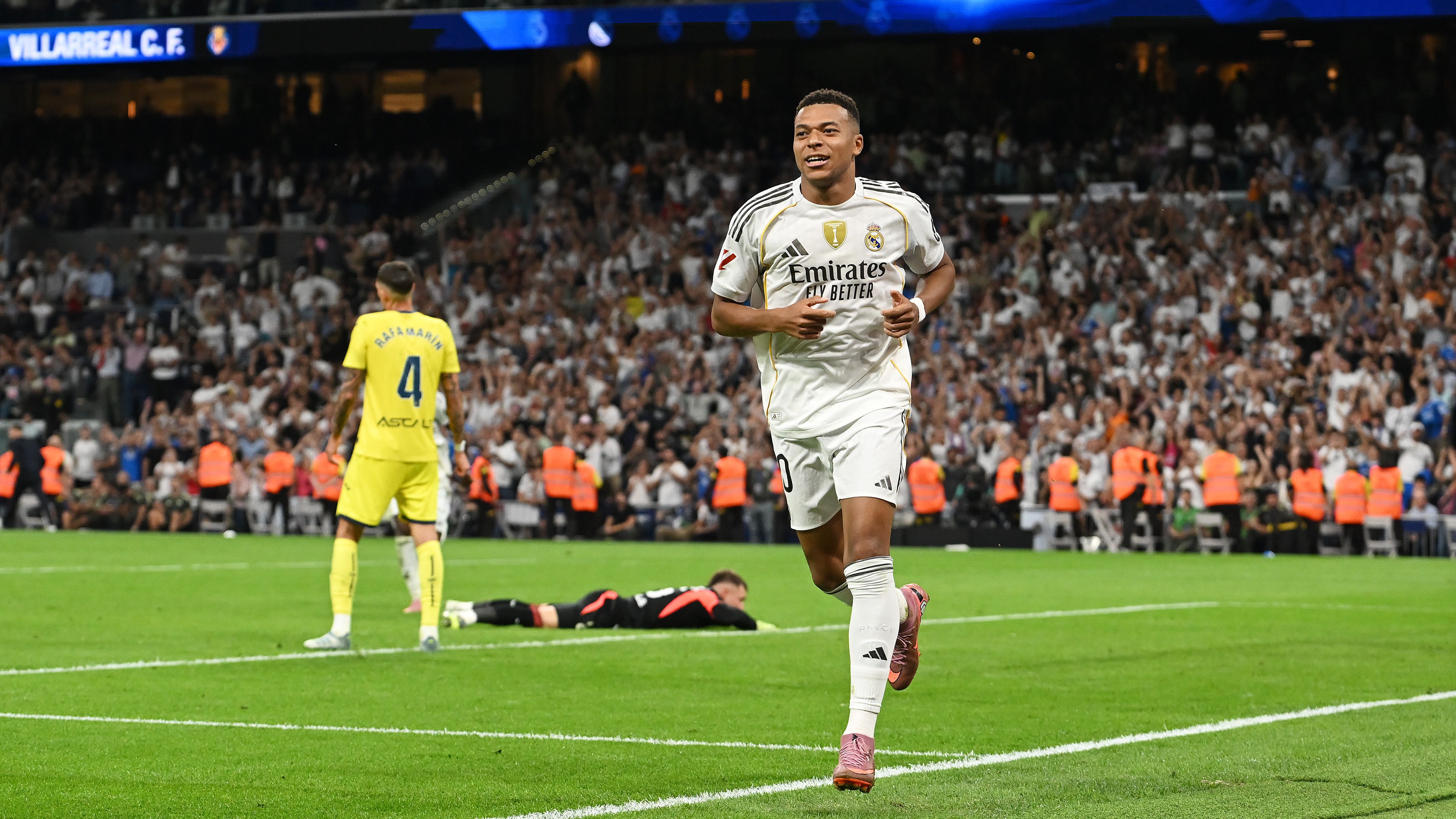 Real Madrid CF v Villarreal CF - LaLiga EA Sports