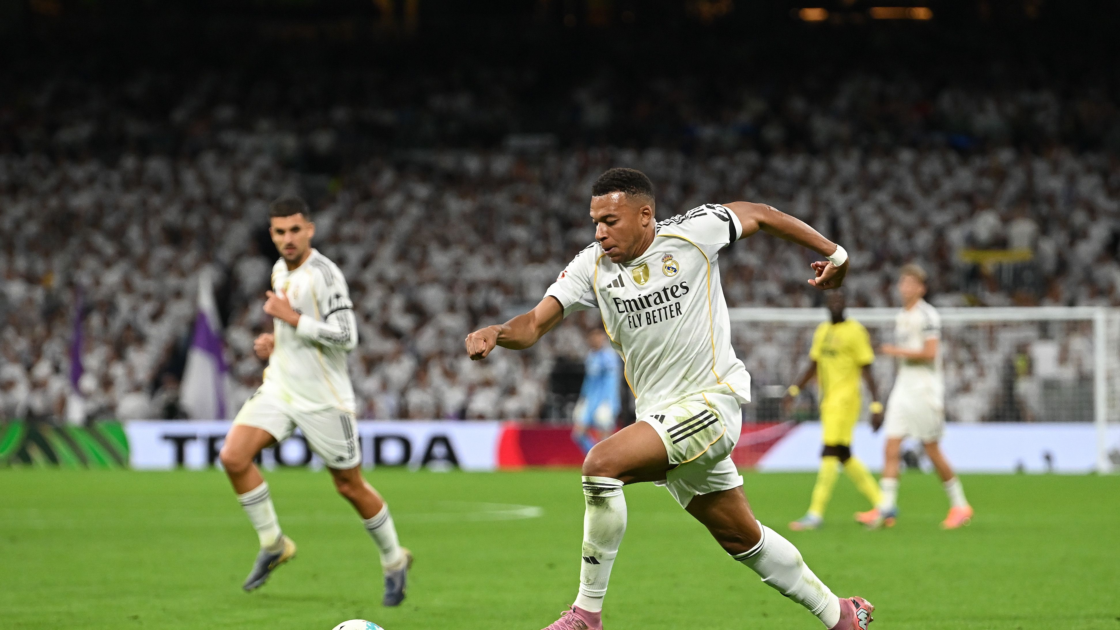 Real Madrid CF v Villarreal CF - LaLiga EA Sports