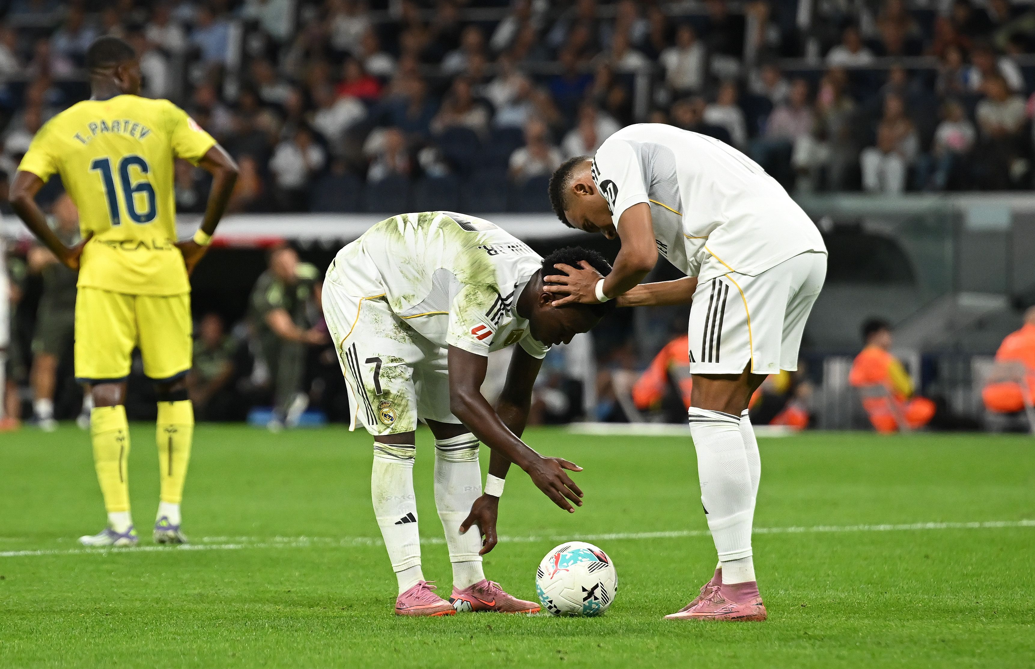 Real Madrid CF v Villarreal CF - LaLiga EA Sports