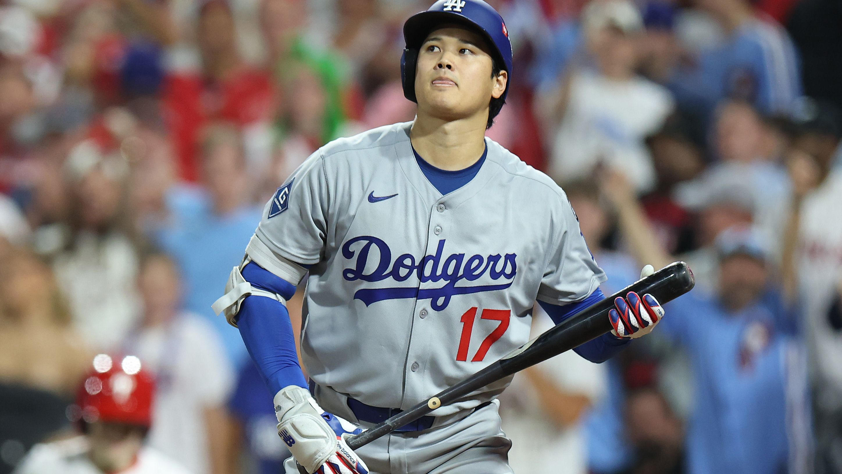 Division Series - Los Angeles Dodgers v Philadelphia Phillies - Game One