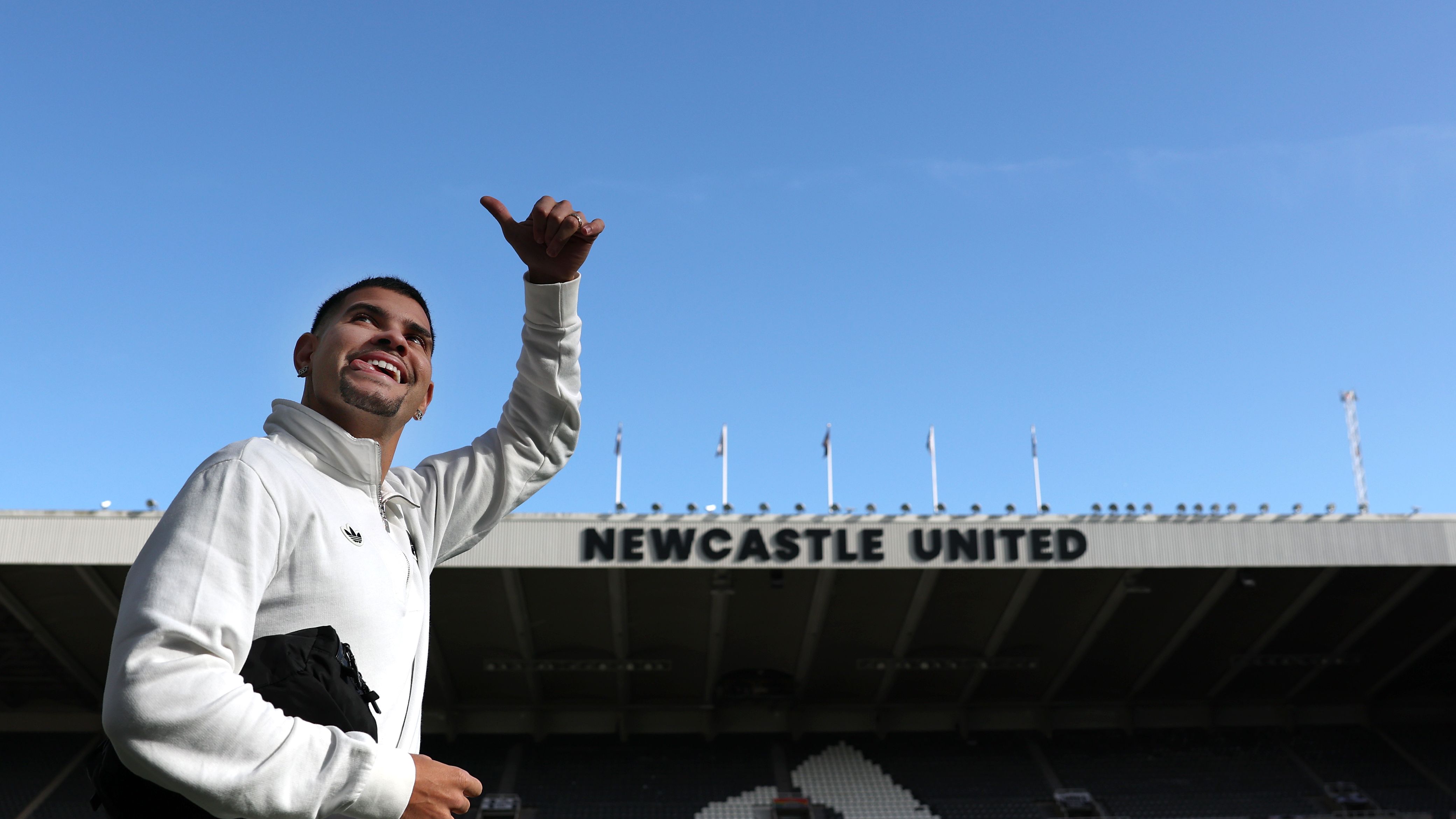 Newcastle United v Nottingham Forest - Premier League