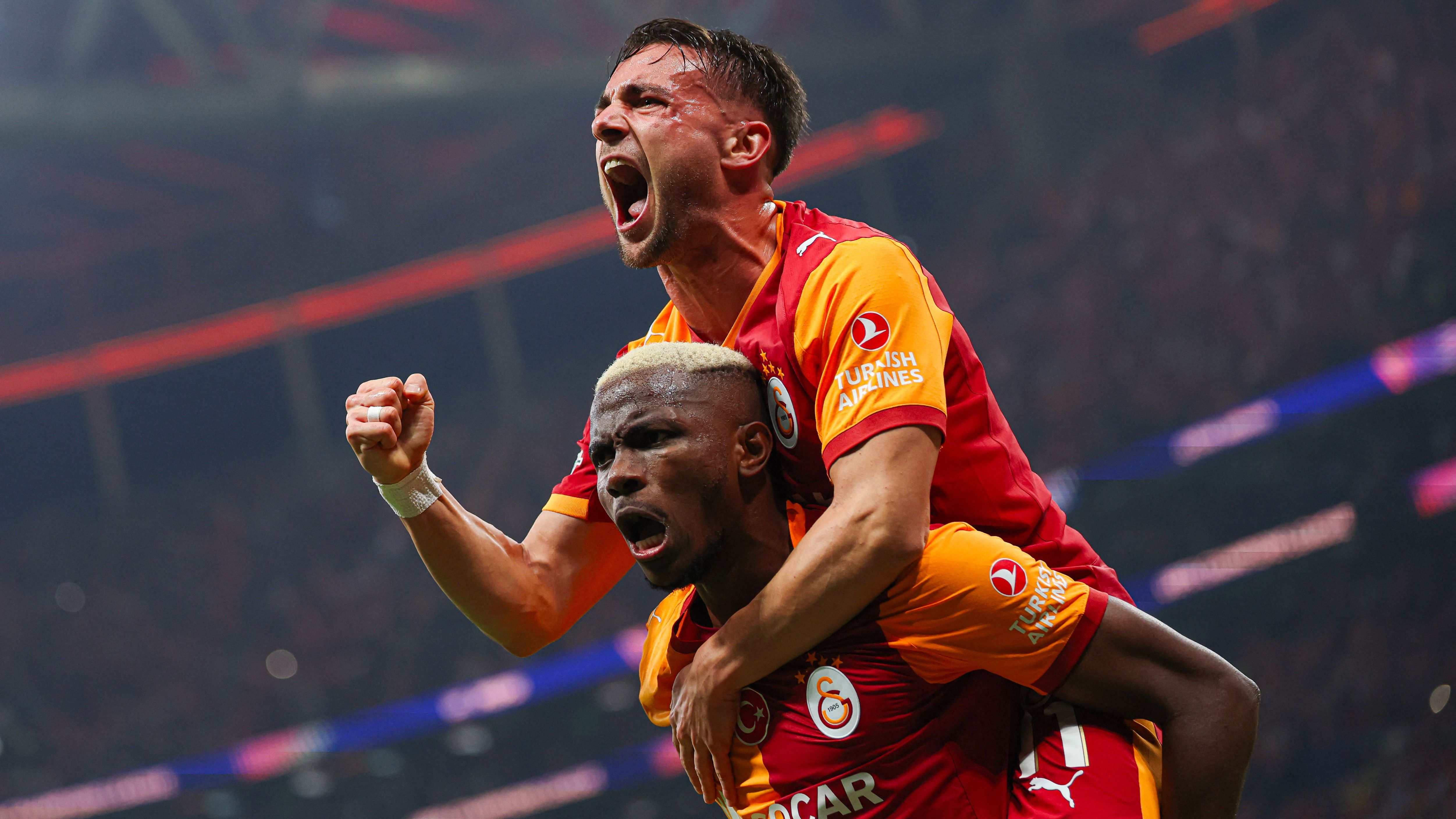 Galatasaray-Istanbul-vs.-Liverpool-FC-UEFA-Champions-League