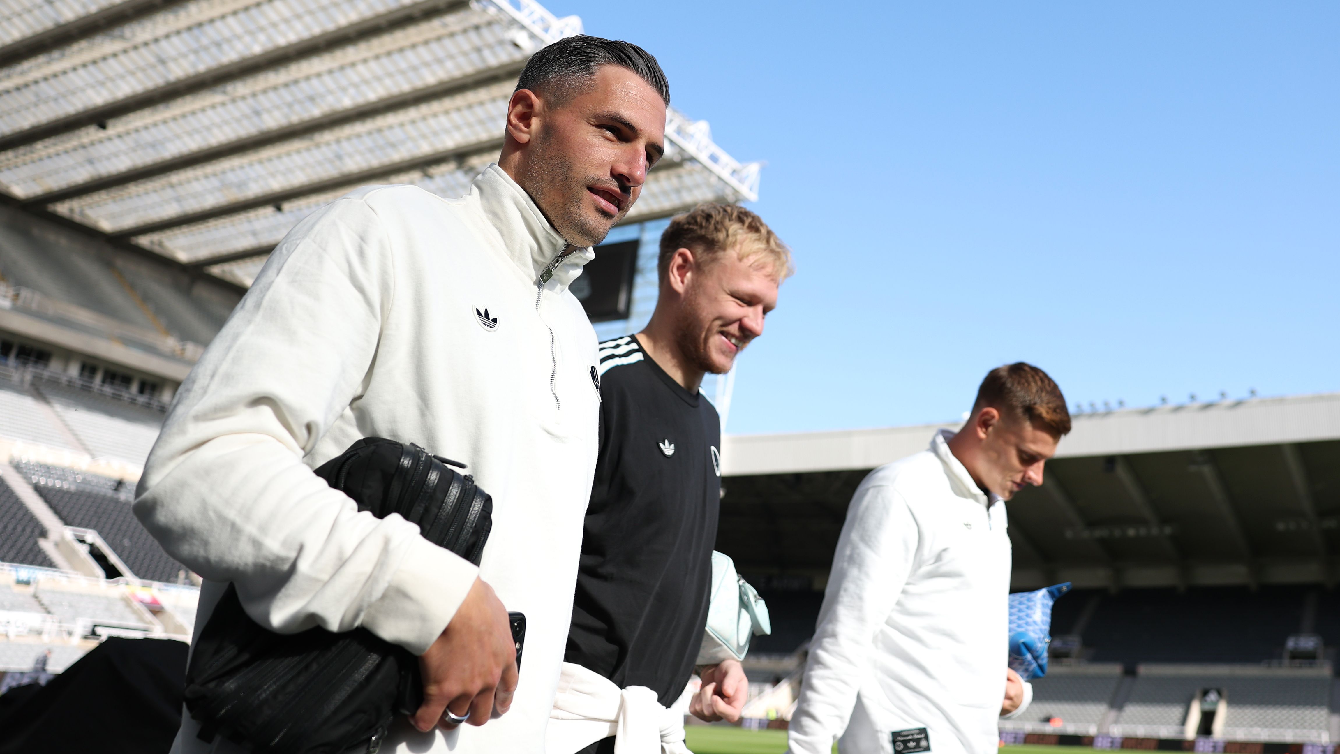 Newcastle United v Nottingham Forest - Premier League