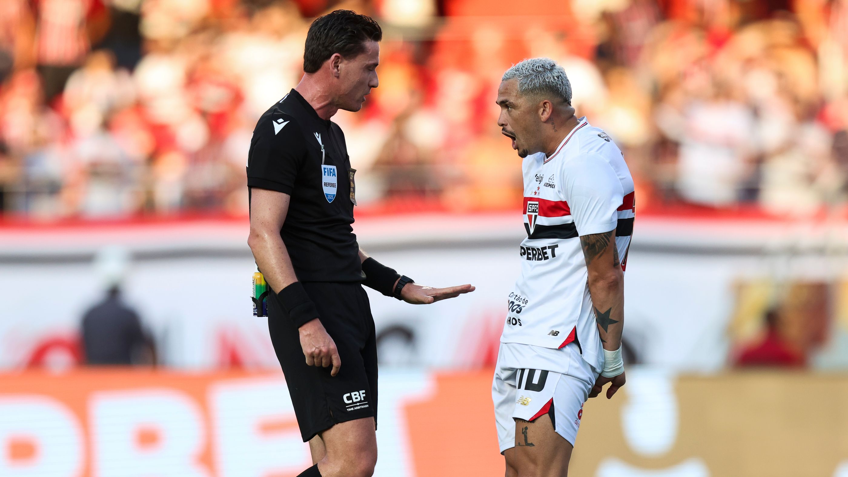 Sao Paulo v Palmeiras - Brasileirao 2025