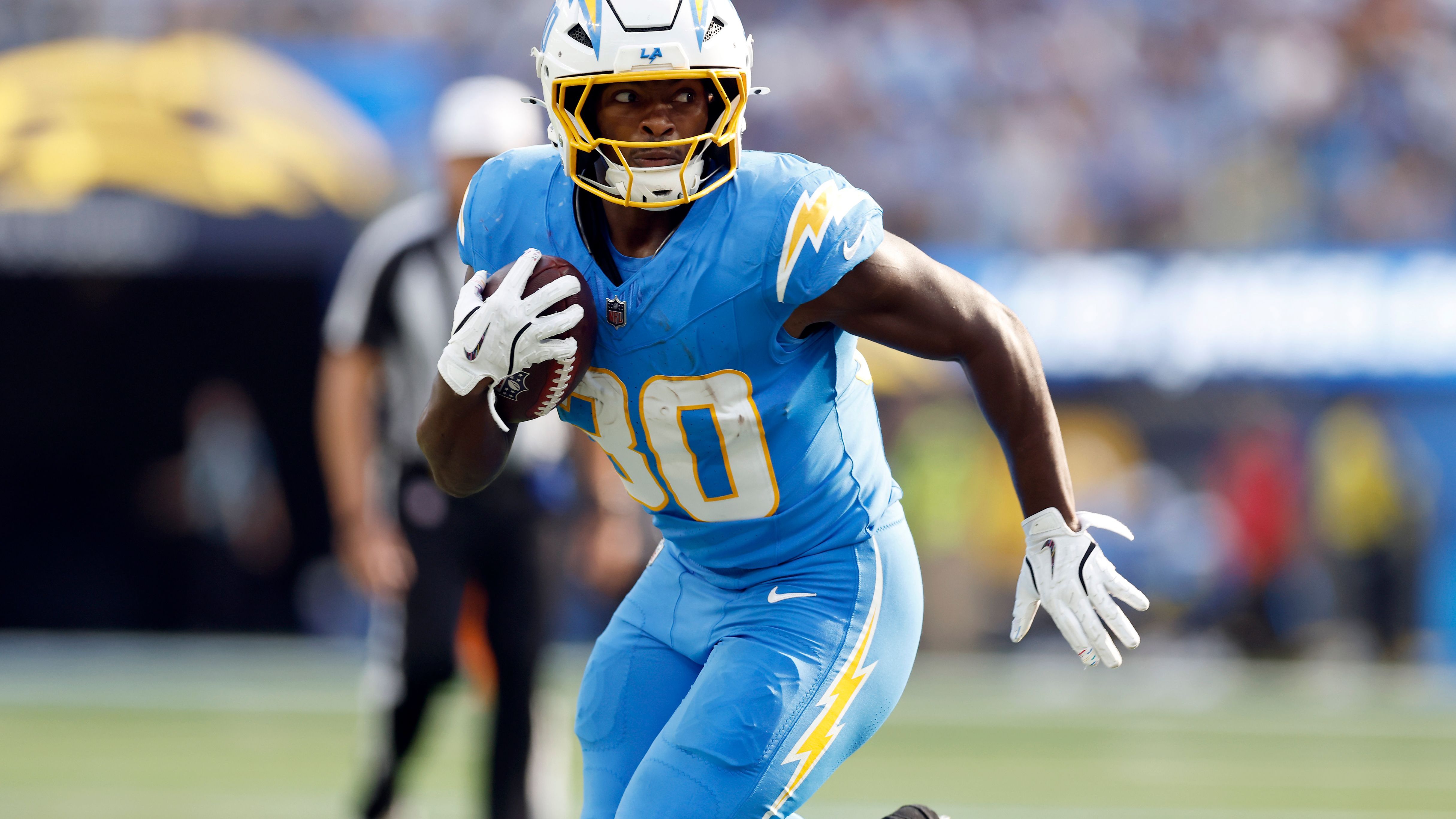 Washington Commanders v Los Angeles Chargers - NFL 2025