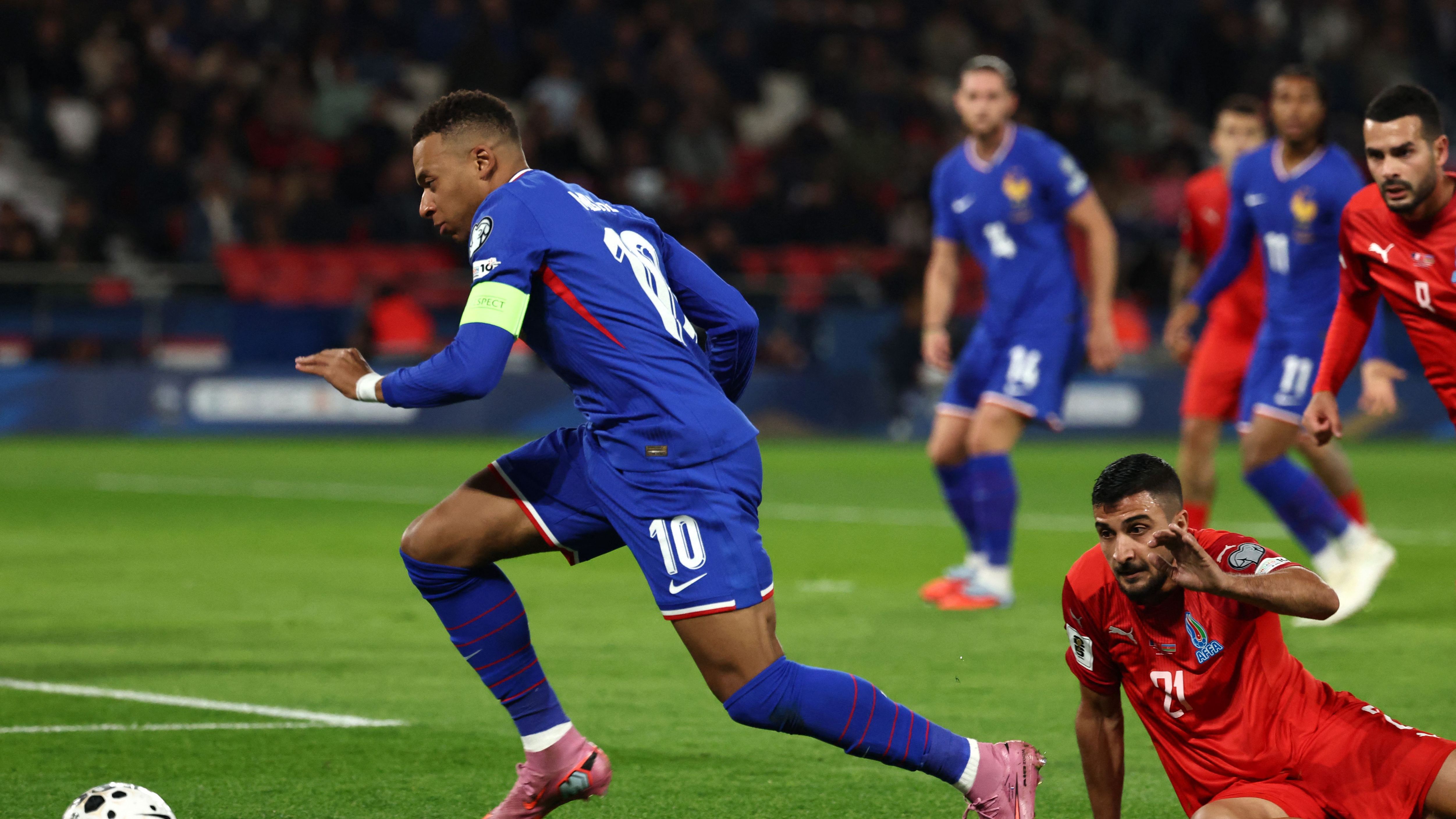 FBL-WC-2026-EUR-QUALIFIERS-FRA-AZE