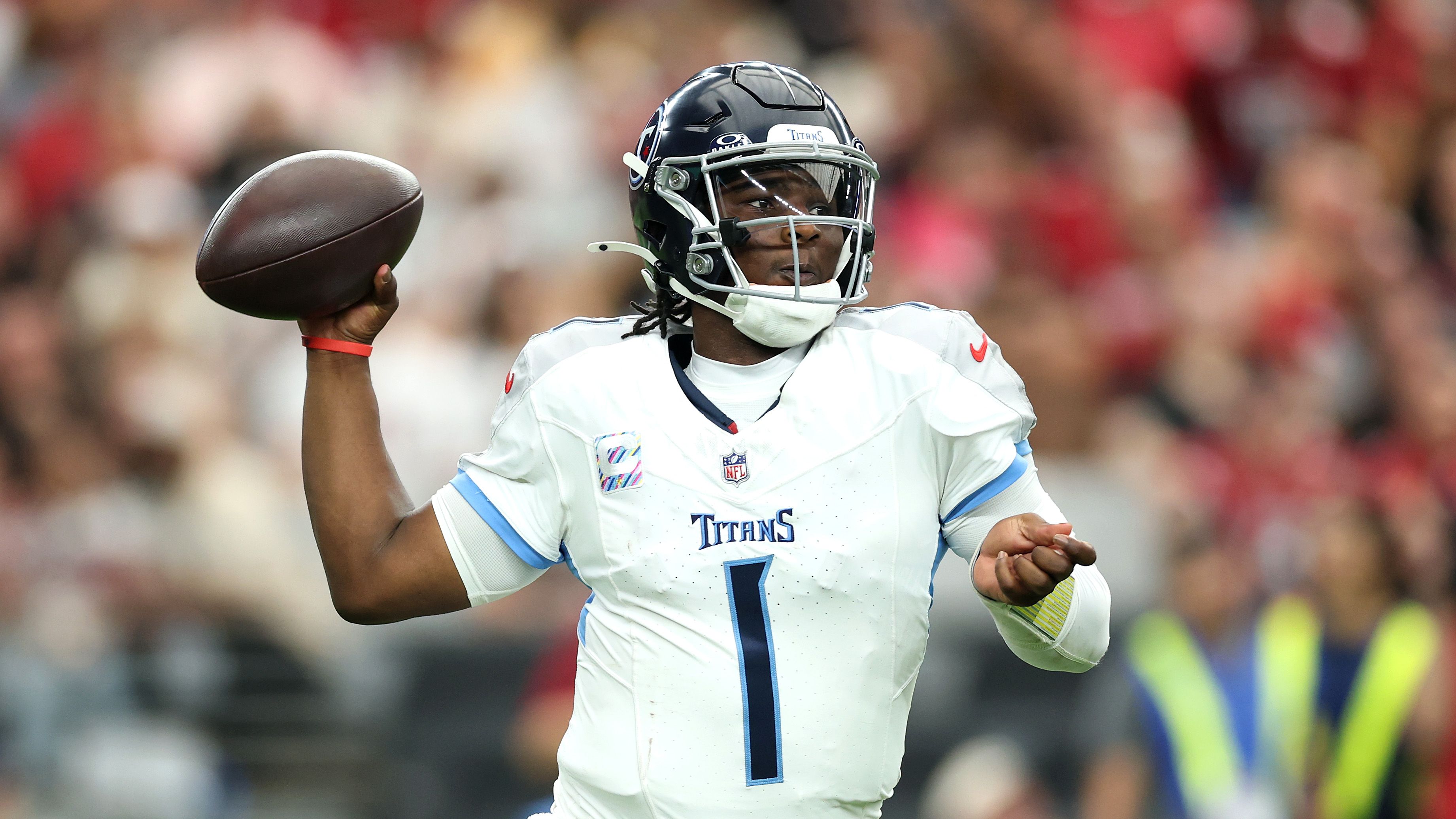 Tennessee Titans v Arizona Cardinals - NFL 2025
