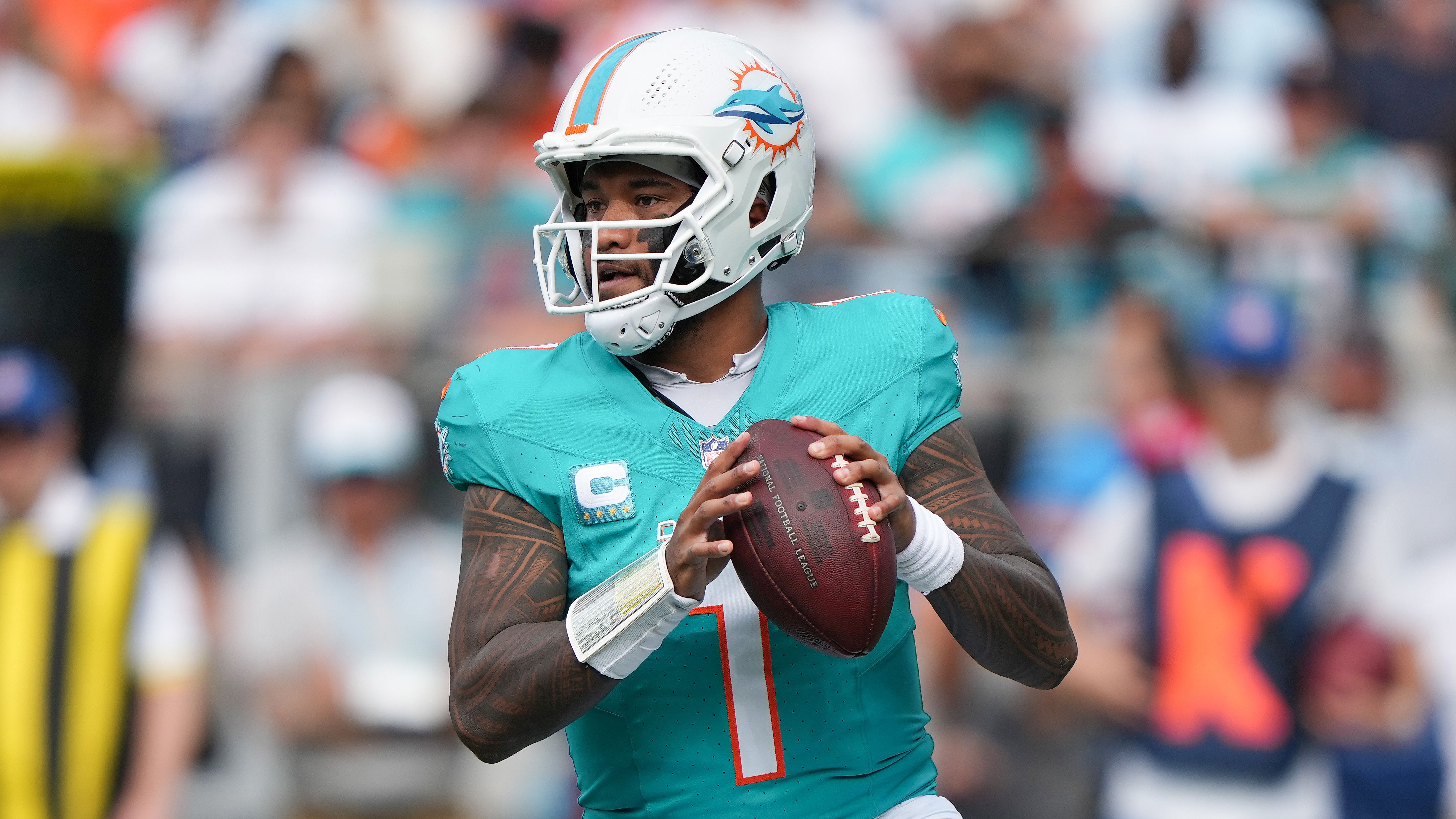 Miami Dolphins v Carolina Panthers - NFL 2025