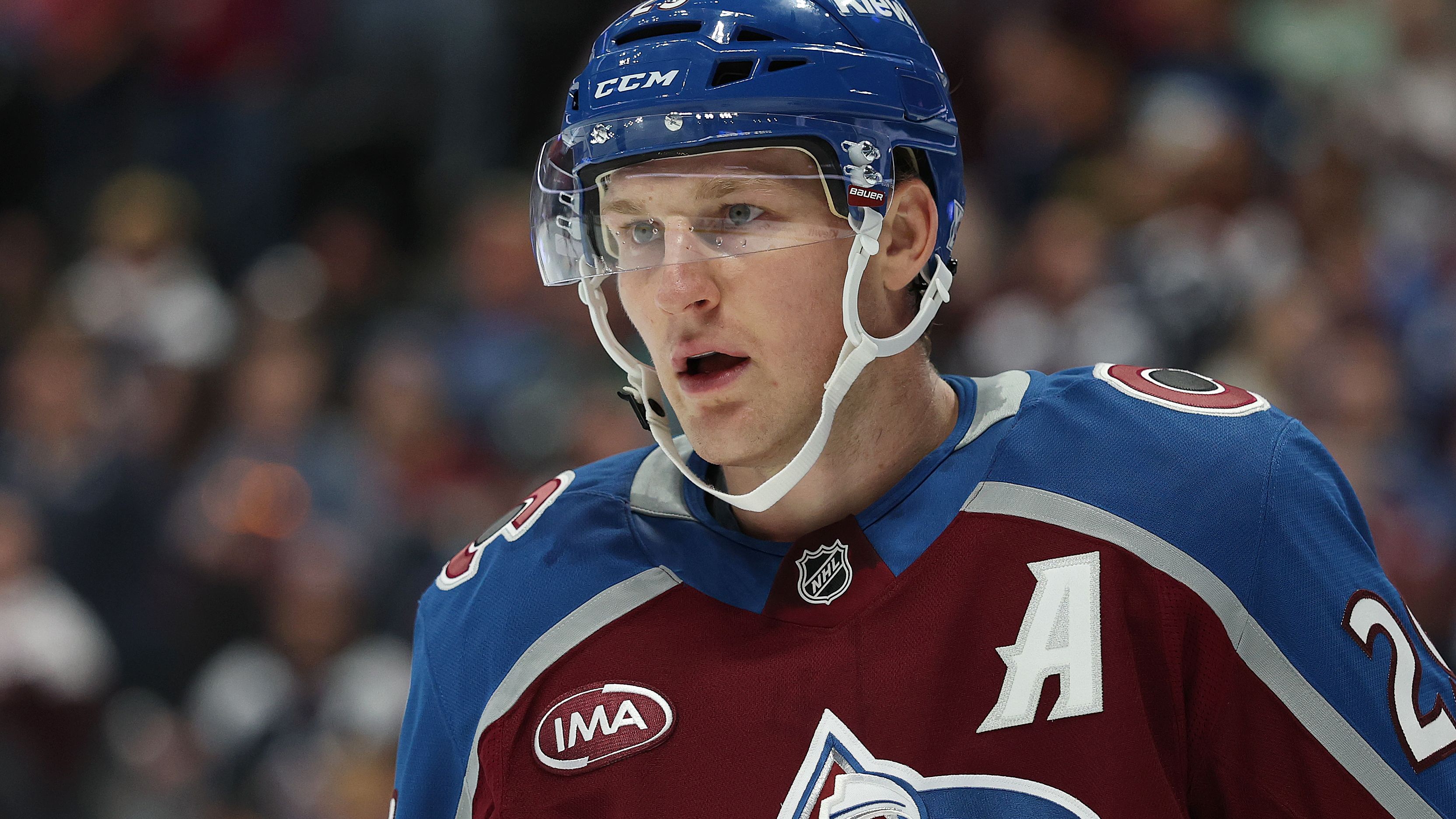 Utah Mammoth v Colorado Avalanche