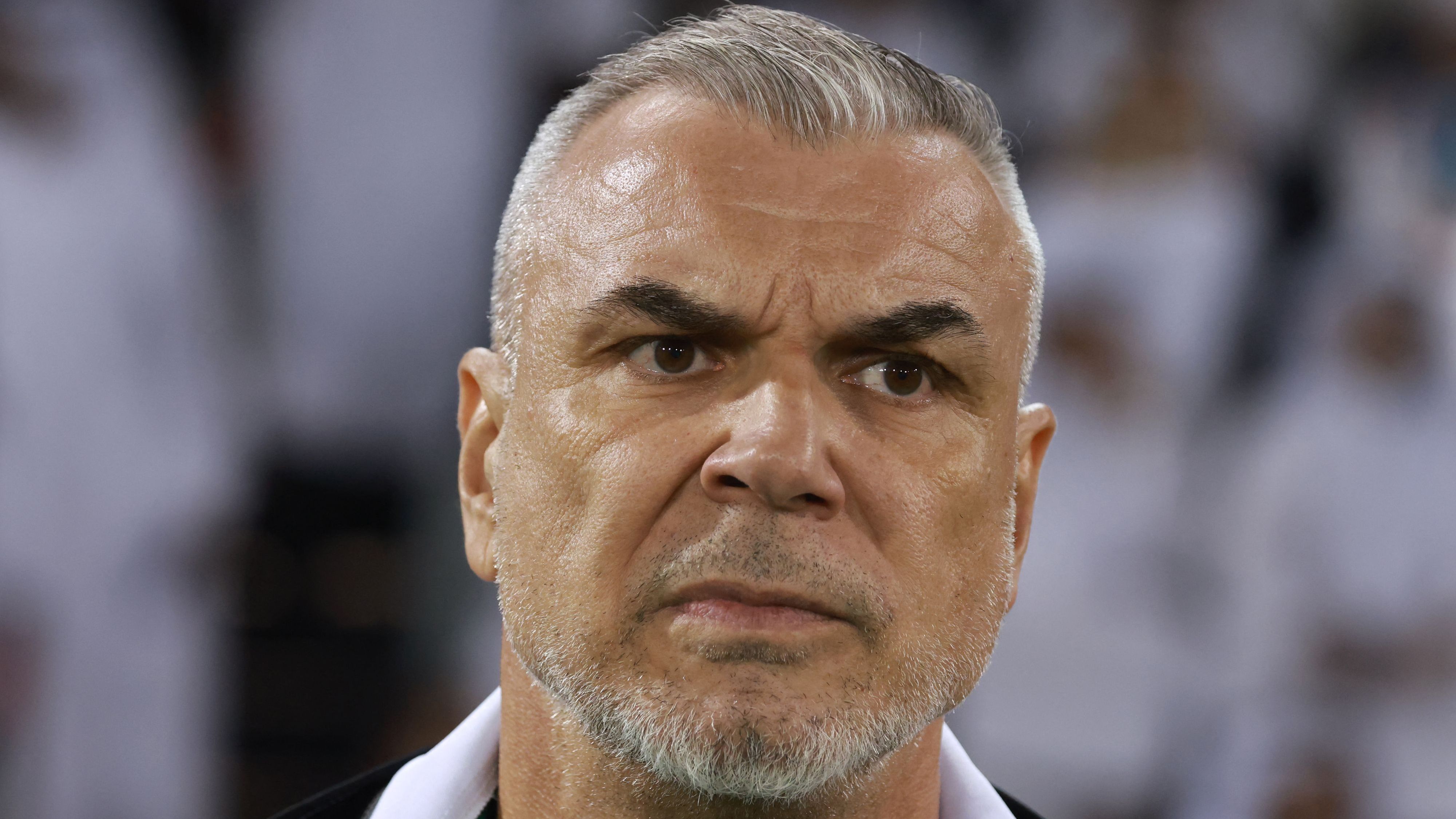 Em vídeo: técnico do Al Jazira afirma que jogo contra o Al Ittihad vai definir os rumos de toda a temporada