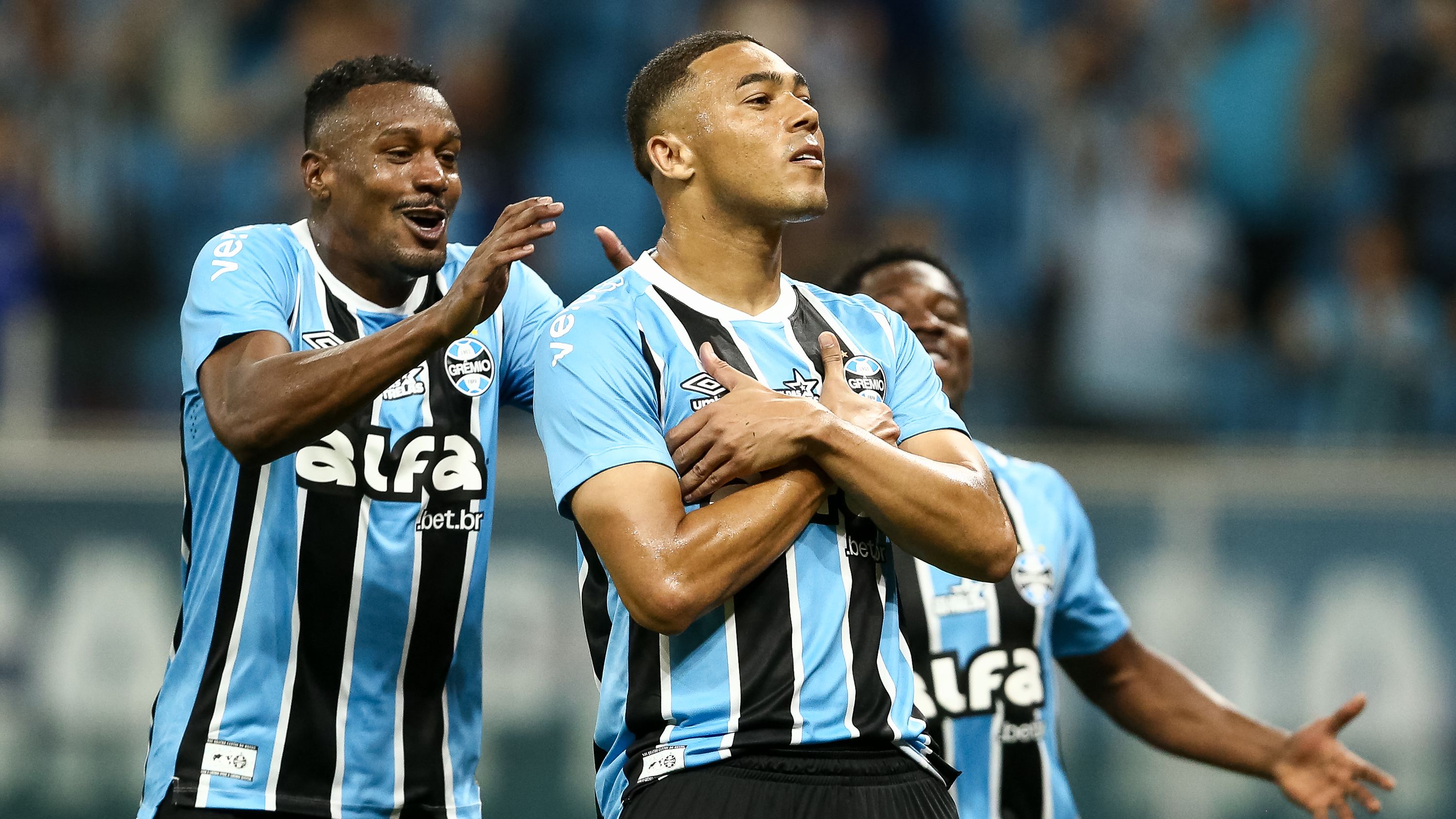 Gremio v Sao Paulo - Brasileirao 2025