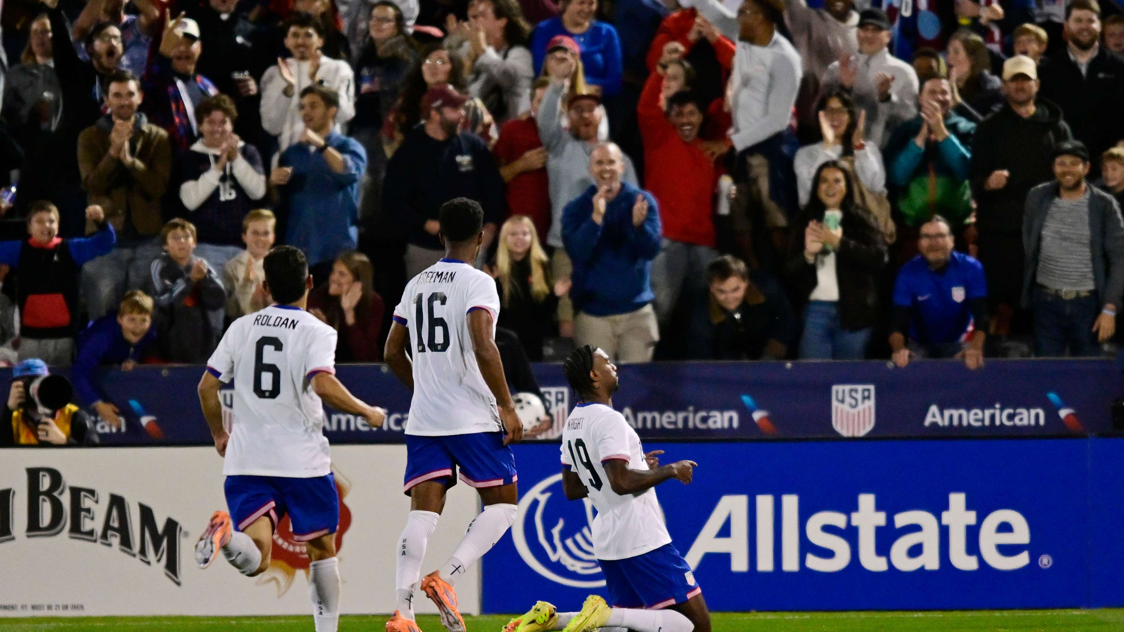 United States v Australia - International Friendly