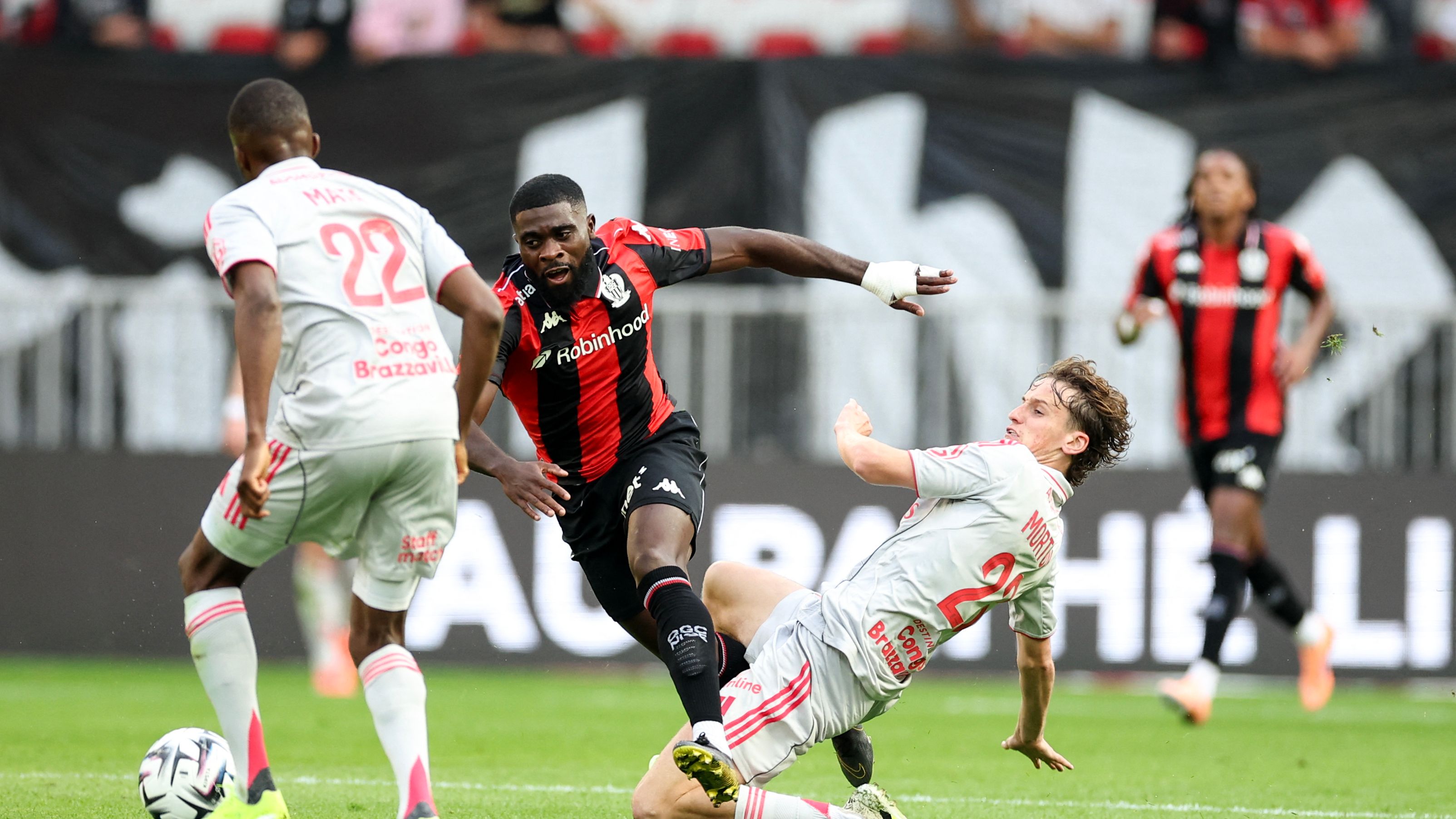 FBL-FRA-LIGUE1-NICE-LYON