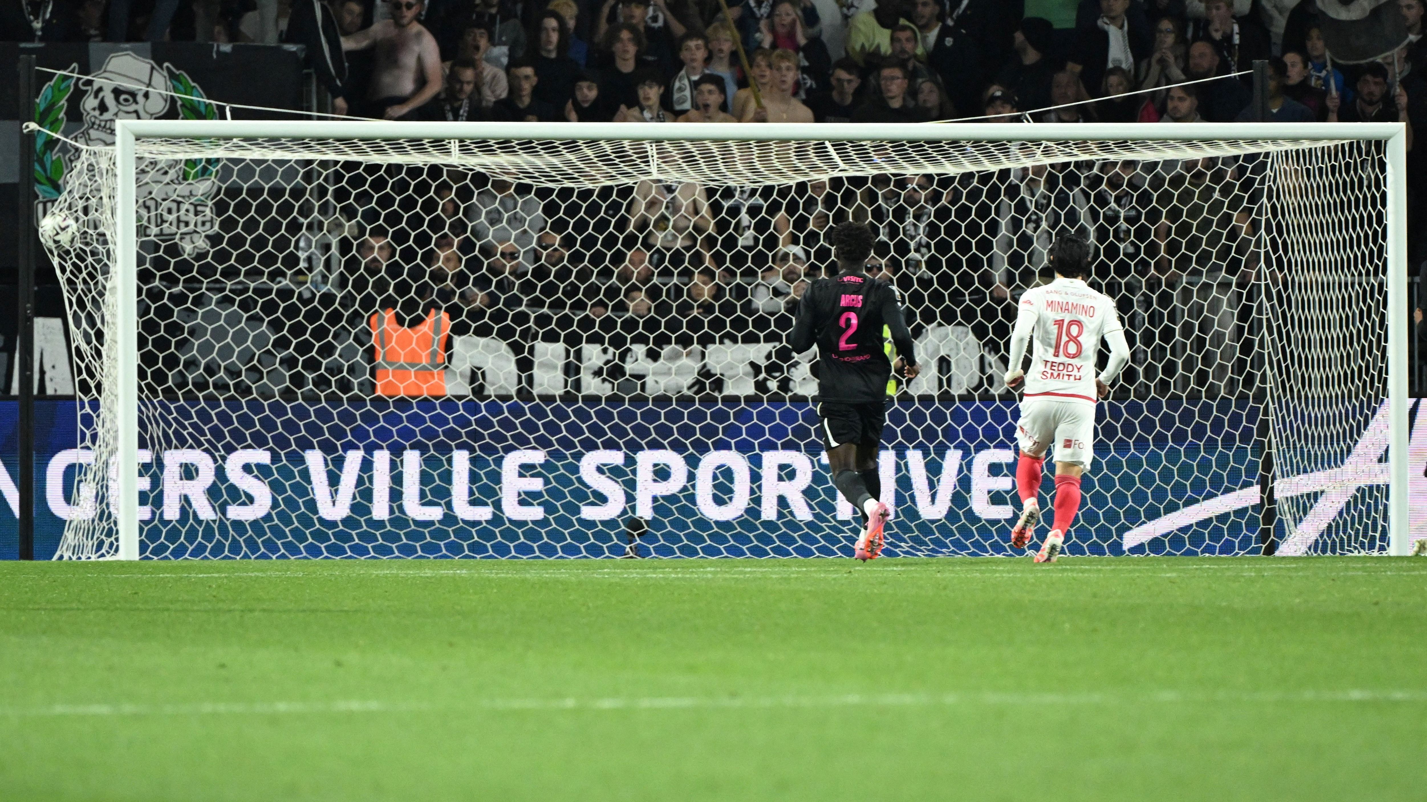 FBL-FRA-LIGUE1-ANGERS-MONACO