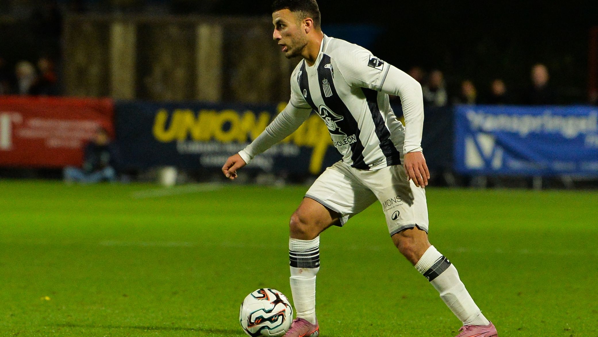 SOCCER JPL D11 UNION SG VS SPORTING CHARLEROI