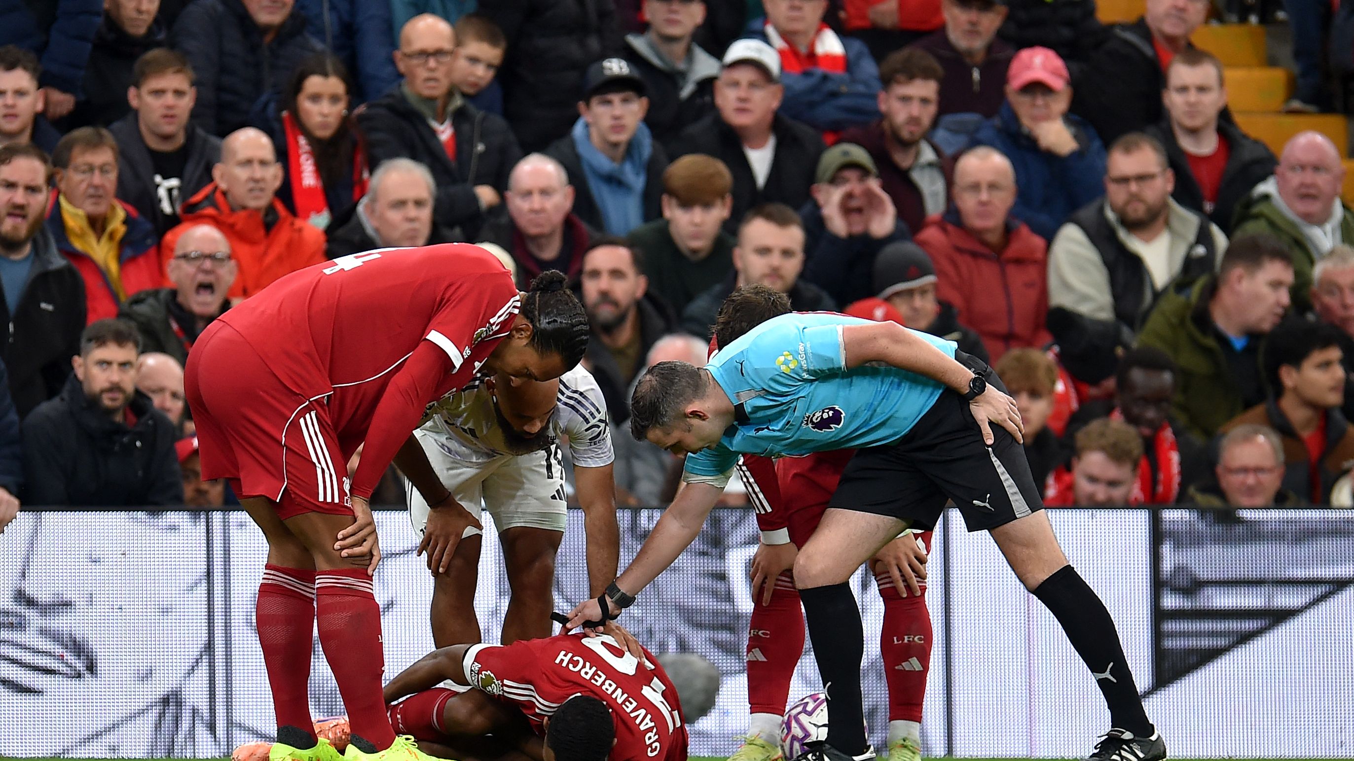 FBL-ENG-PR-LIVERPOOL-MAN UTD