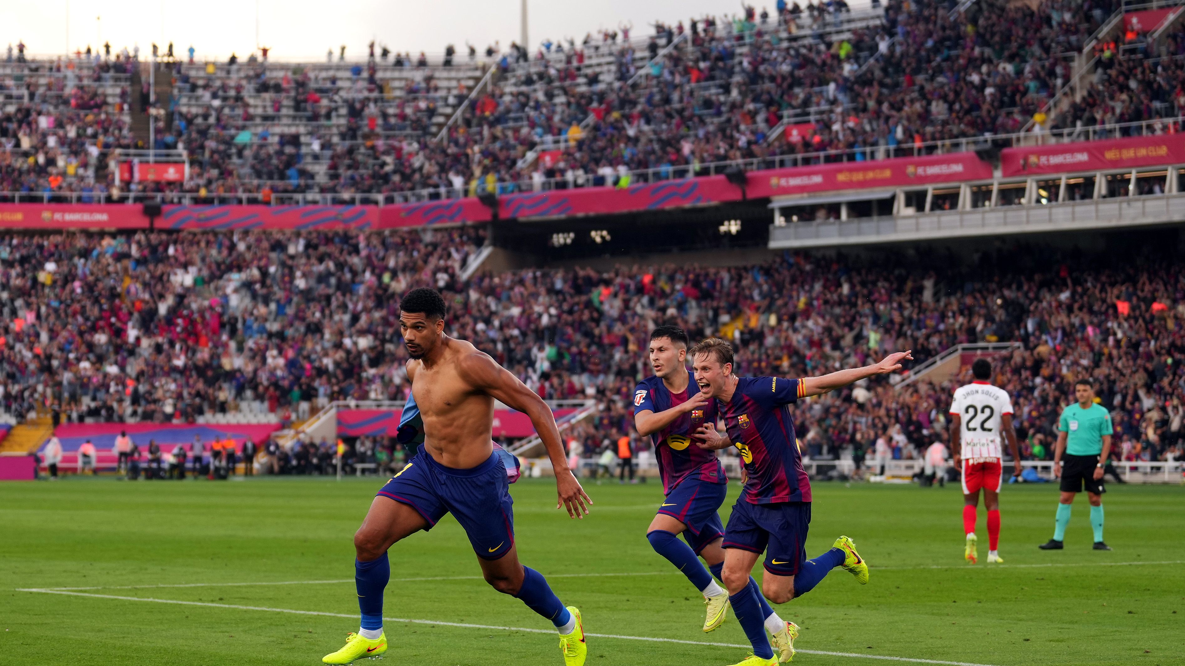 FC Barcelona v Girona FC - LaLiga EA Sports