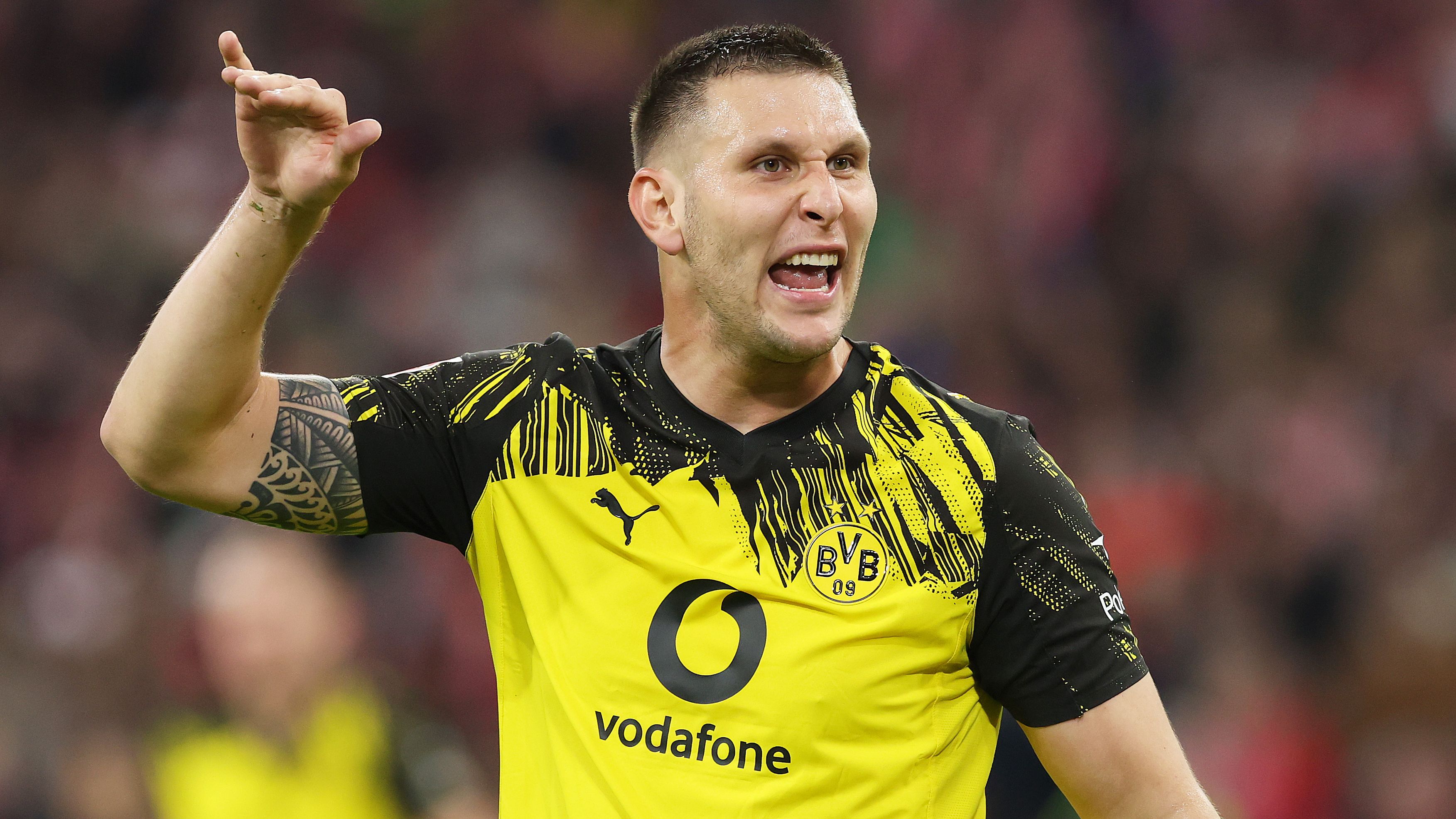 FC Bayern München v Borussia Dortmund - Bundesliga