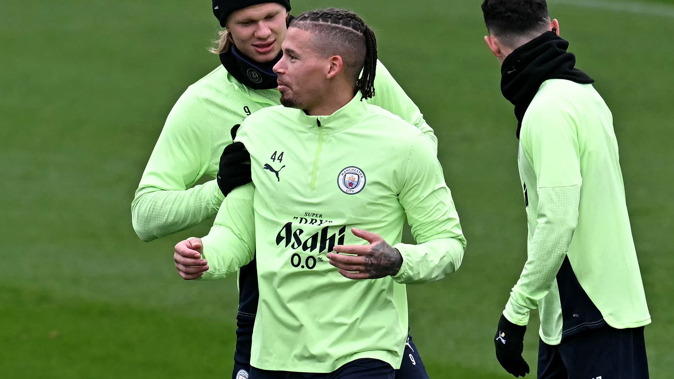 TOPSHOT-FBL-EUR-C1-MAN CITY-TRAINING