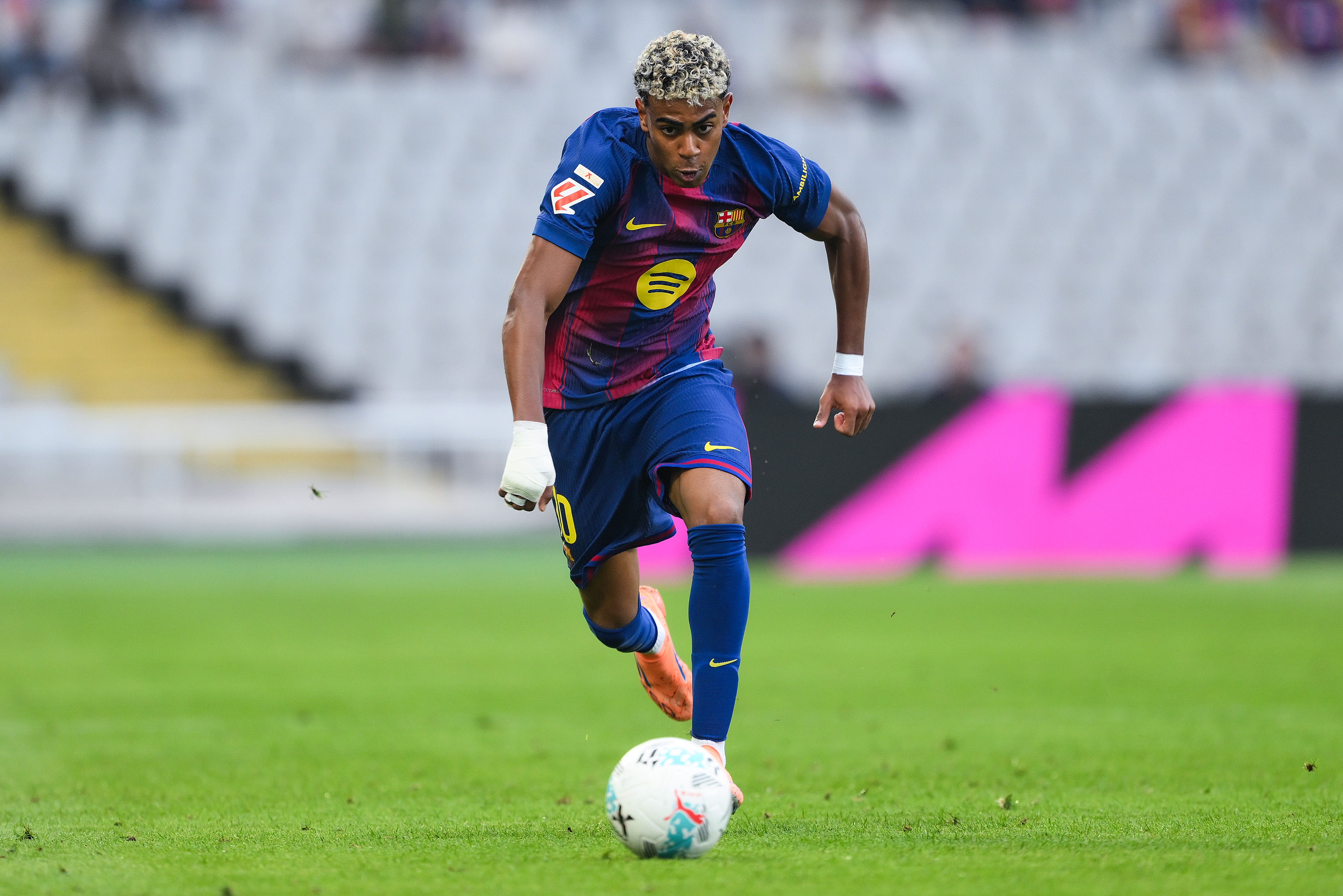 FC Barcelona v Girona FC - LaLiga EA Sports