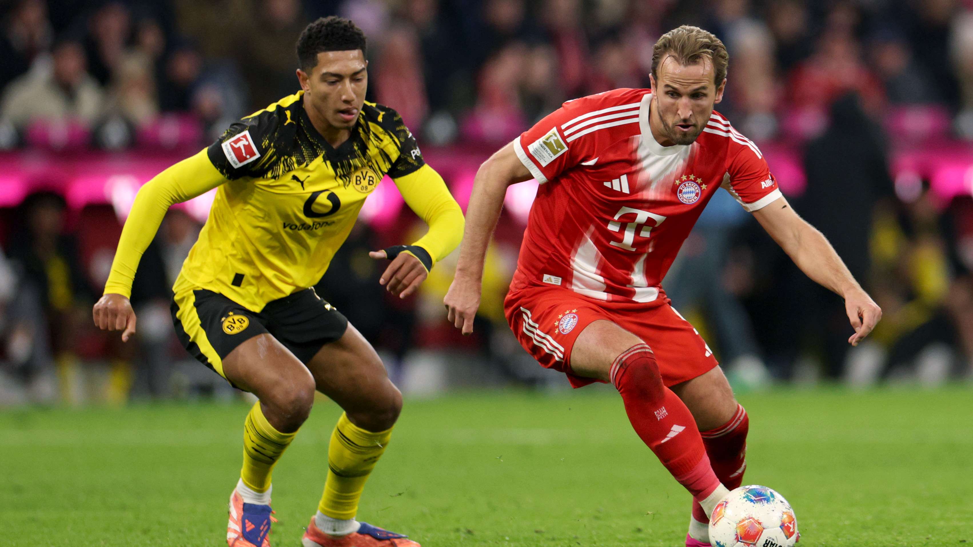 FC Bayern München v Borussia Dortmund - Bundesliga