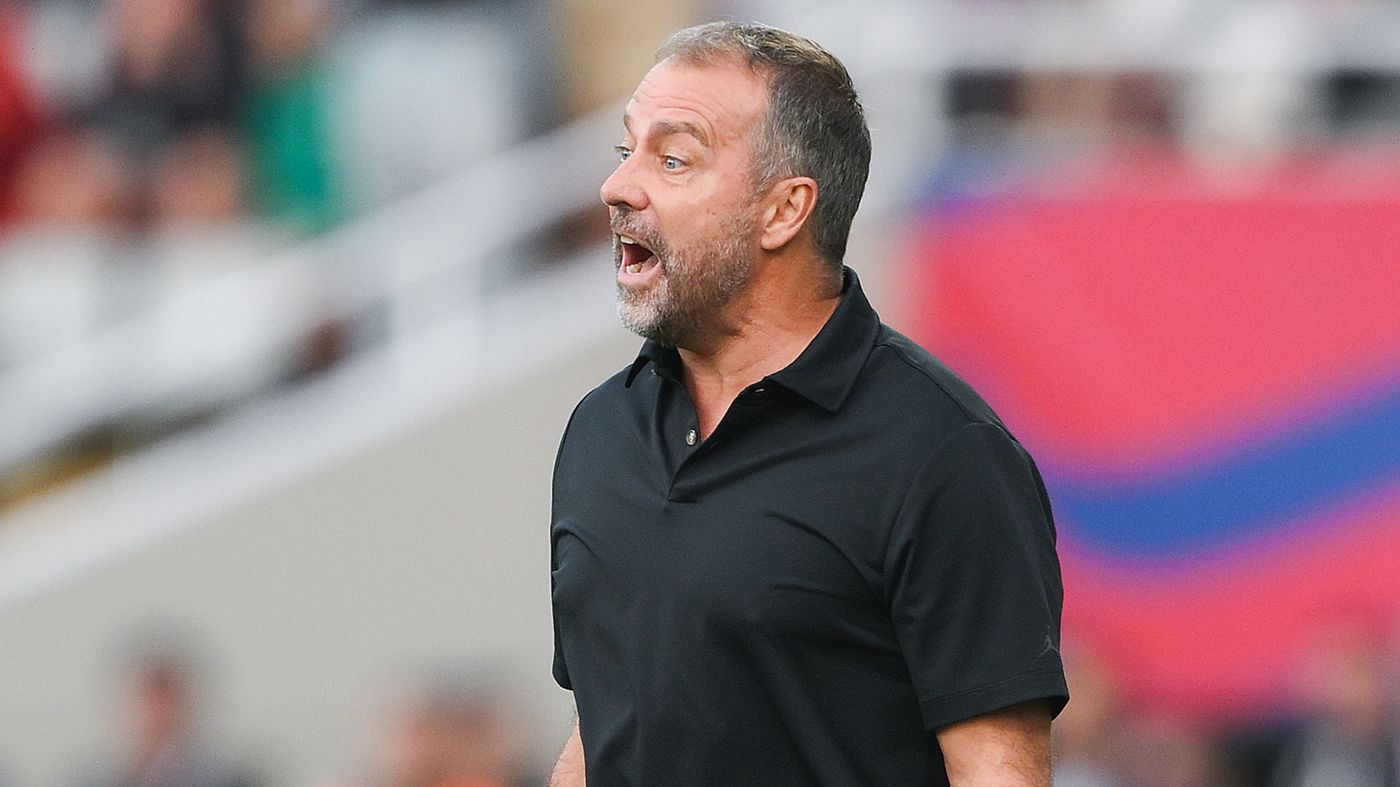 Hansi Flick explica su controvertida celebración tras ser expulsado contra  el Girona, ya que el entrenador del Barcelona se perderá El Clásico |  Goal.com México