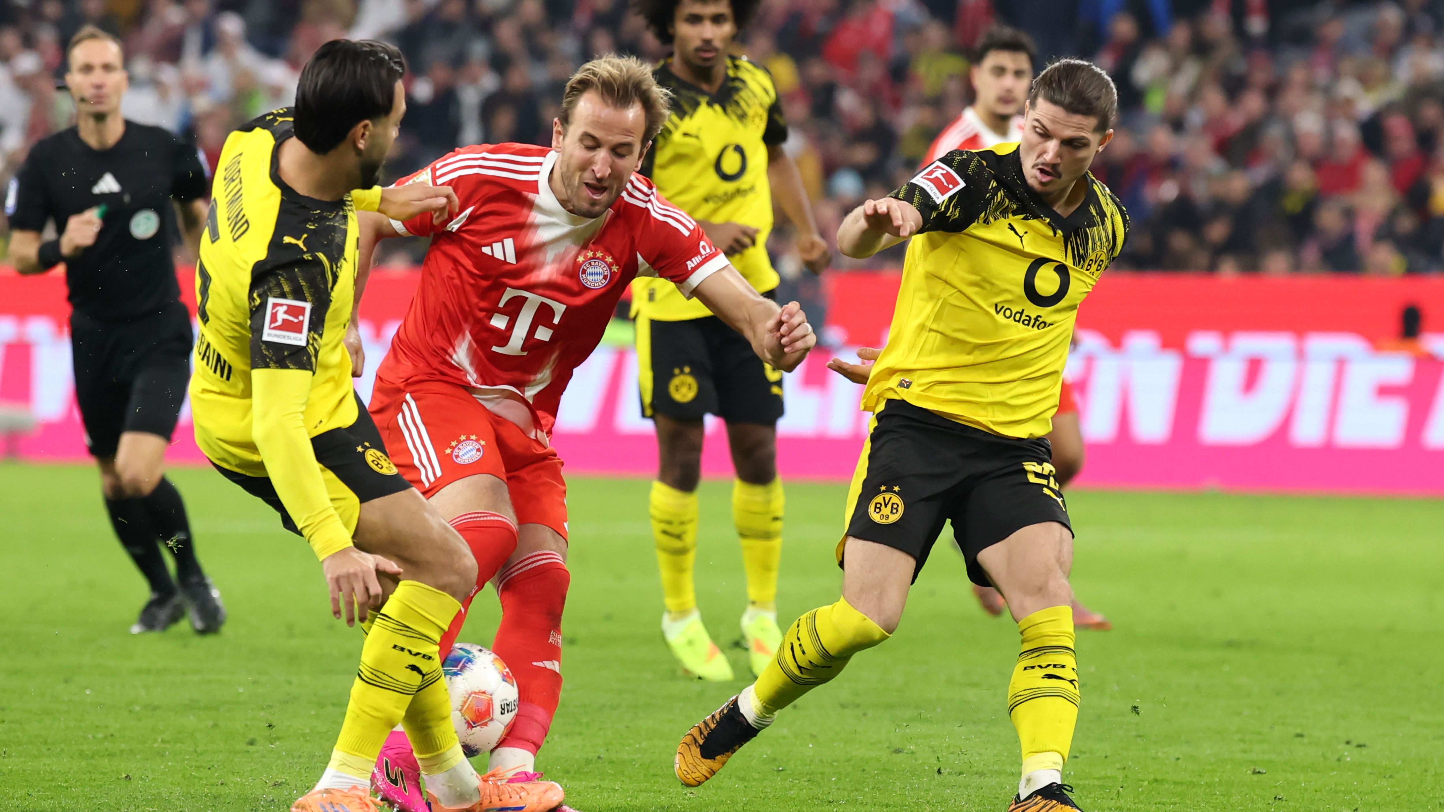 FC Bayern München v Borussia Dortmund - Bundesliga