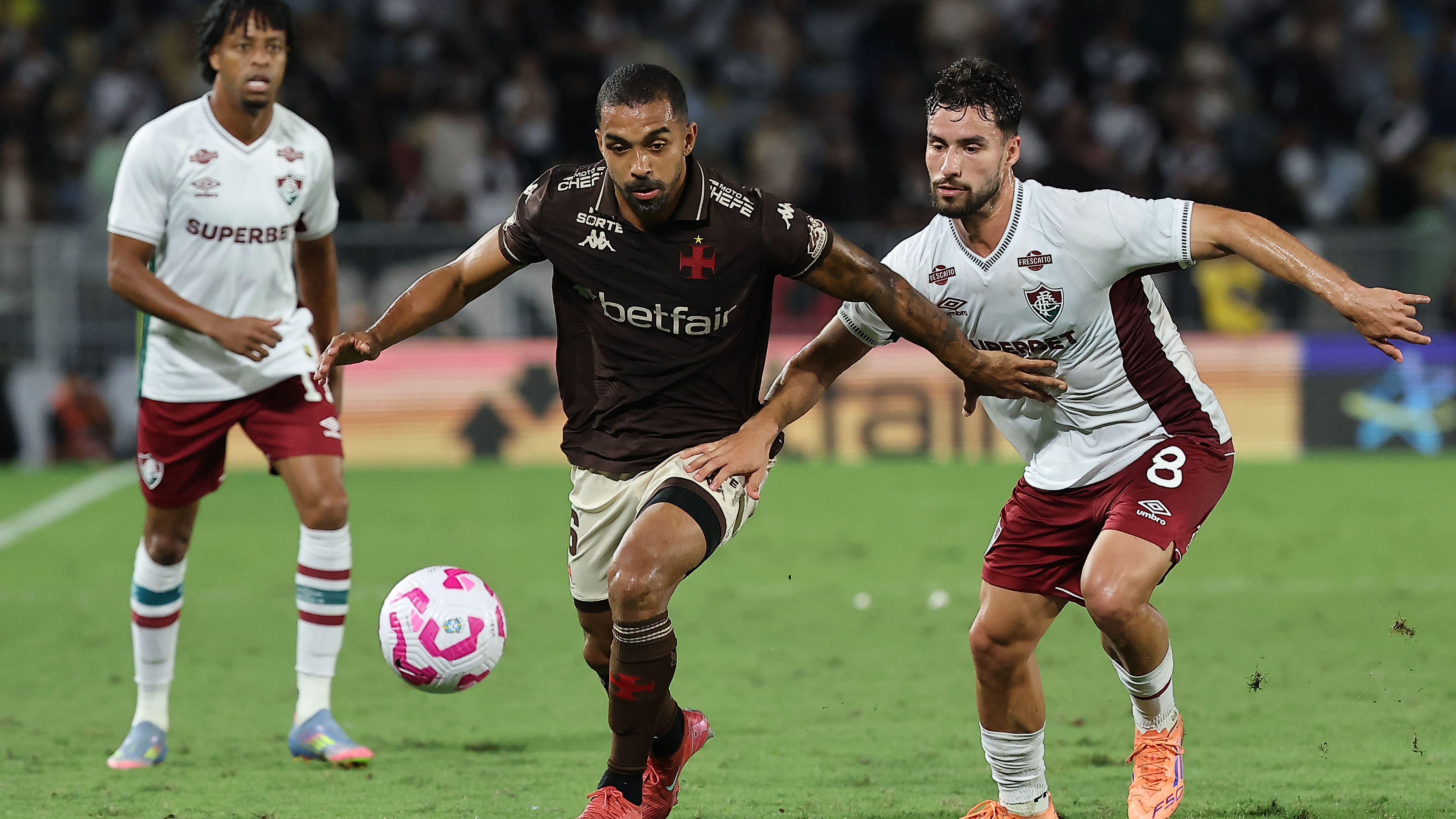 Vasco Da Gama v Fluminense - Brasileirao 2025