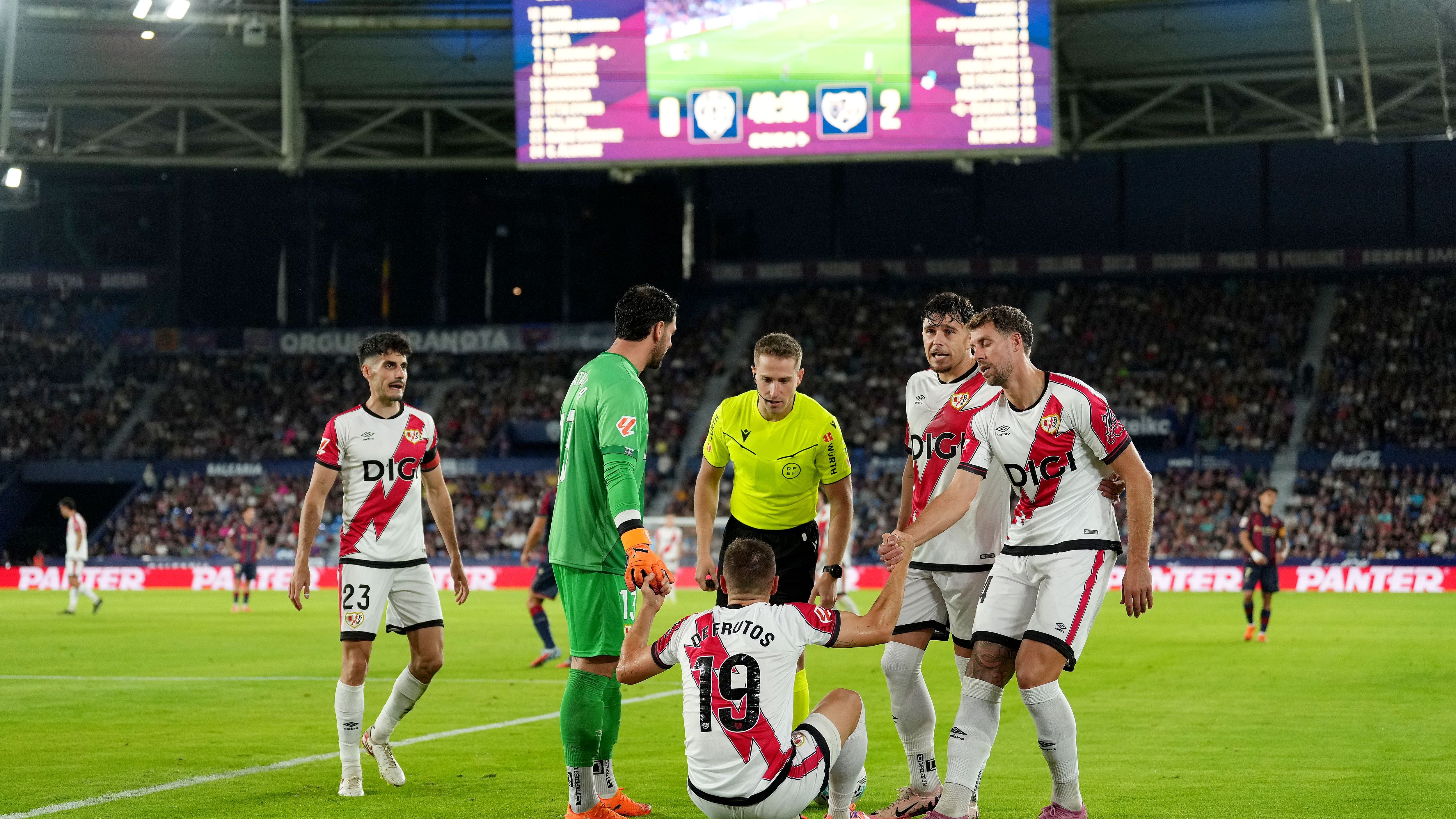 Levante UD v Rayo Vallecano de Madrid - LaLiga EA Sports