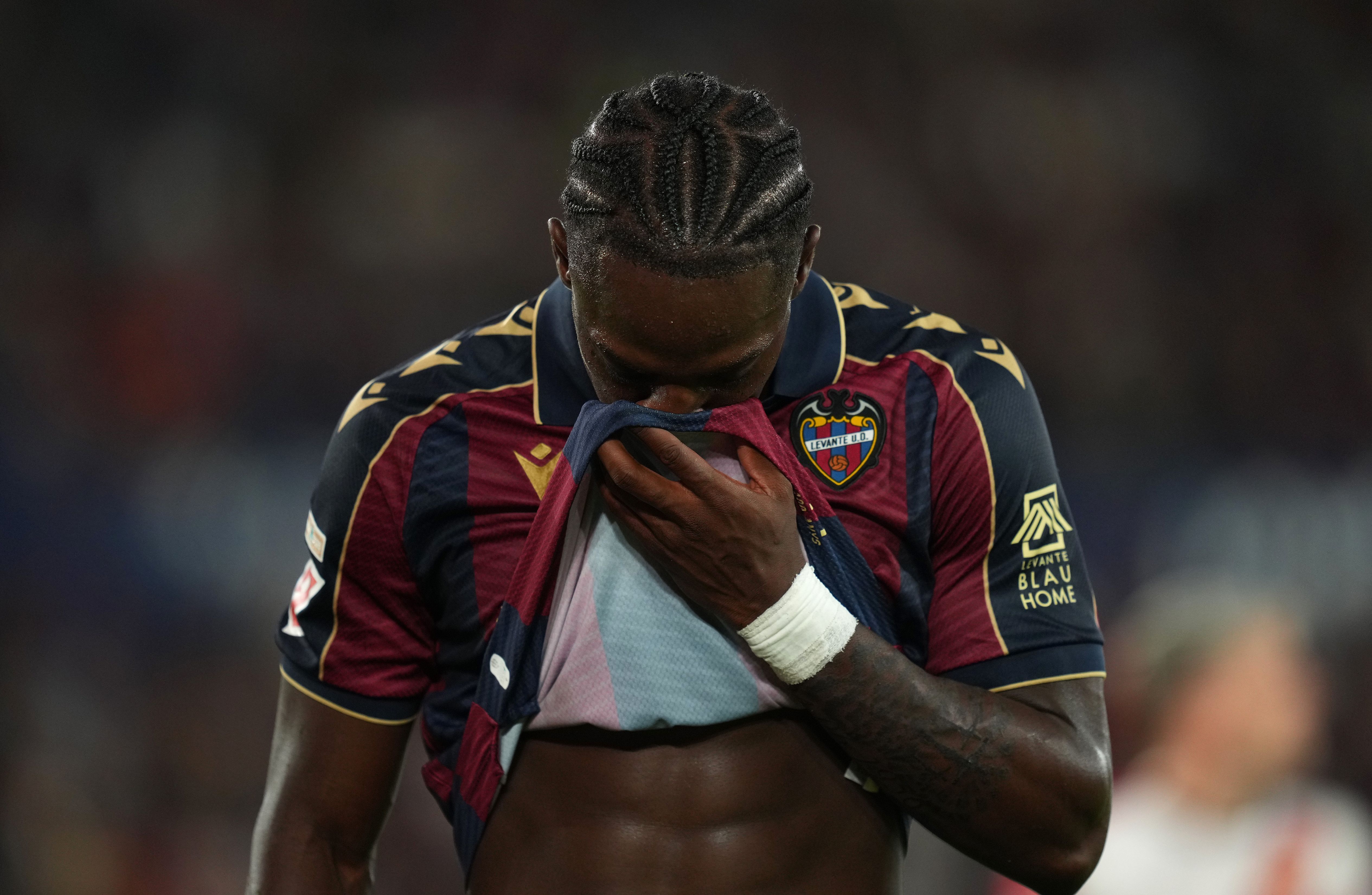 Levante UD v Rayo Vallecano de Madrid - LaLiga EA Sports