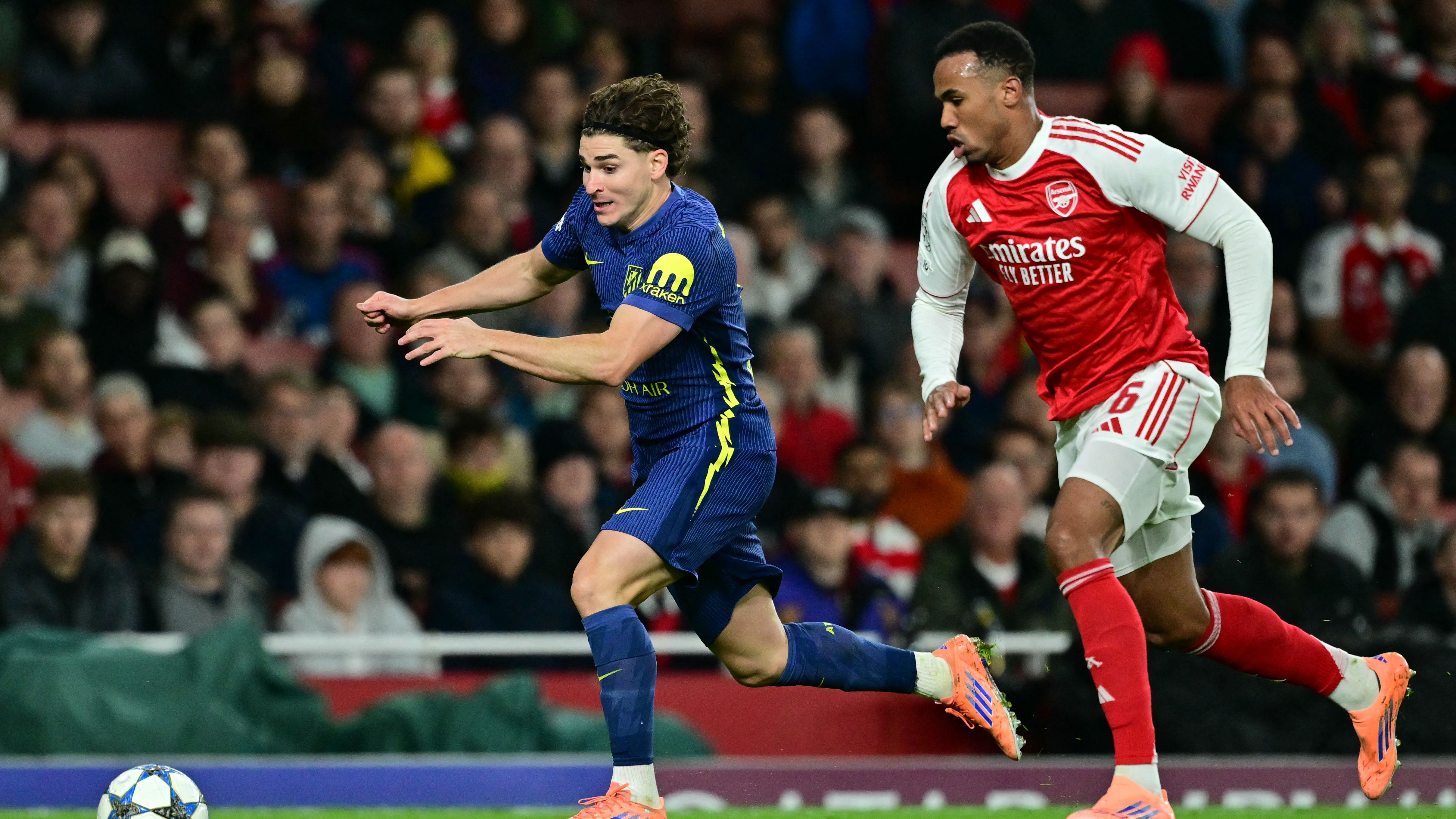 FBL-EUR-C1-ARSENAL-ATLETICO MADRID