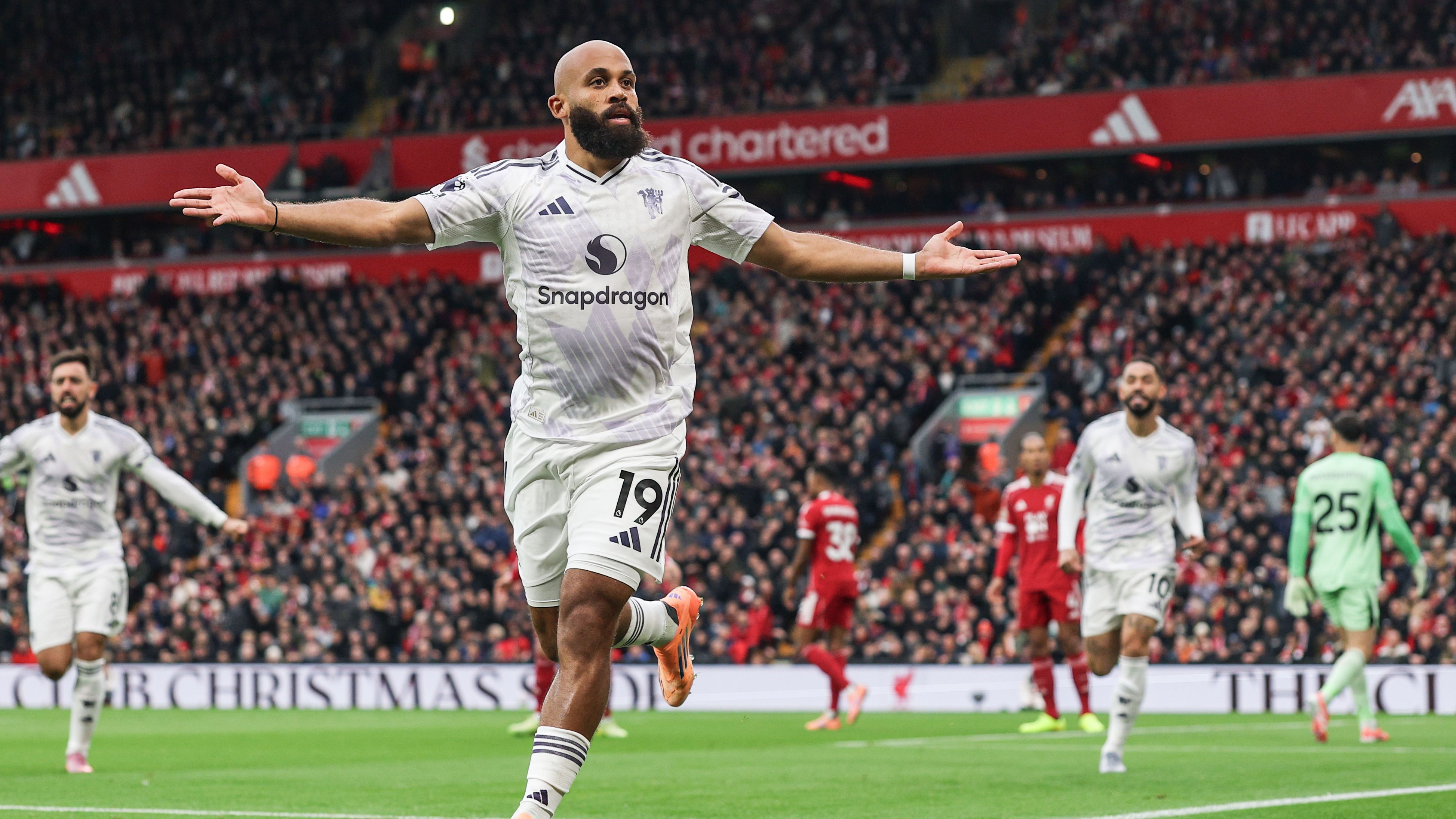 Liverpool v Manchester United - Premier League