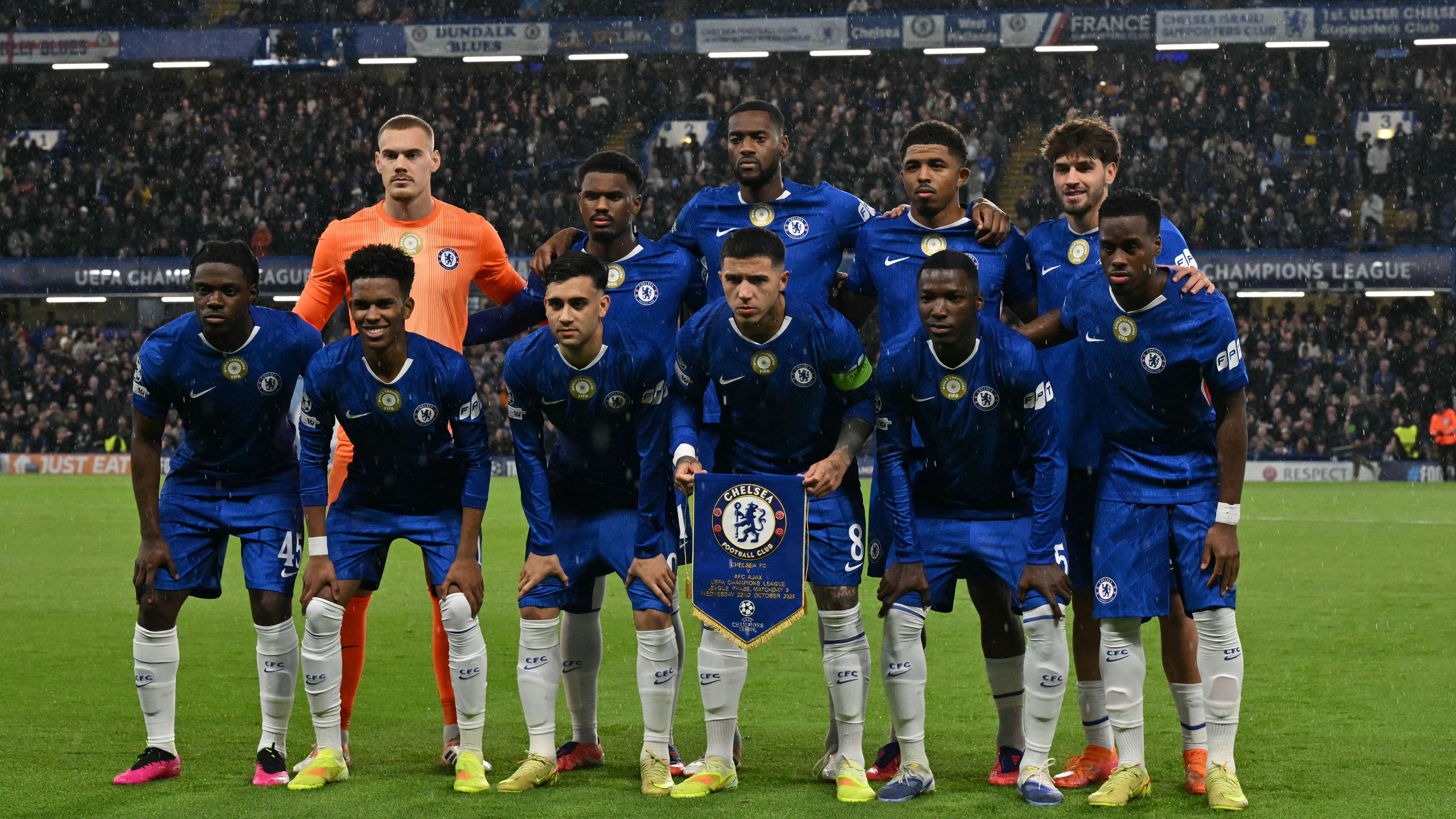 FBL-EUR-C1-CHELSEA-AJAX