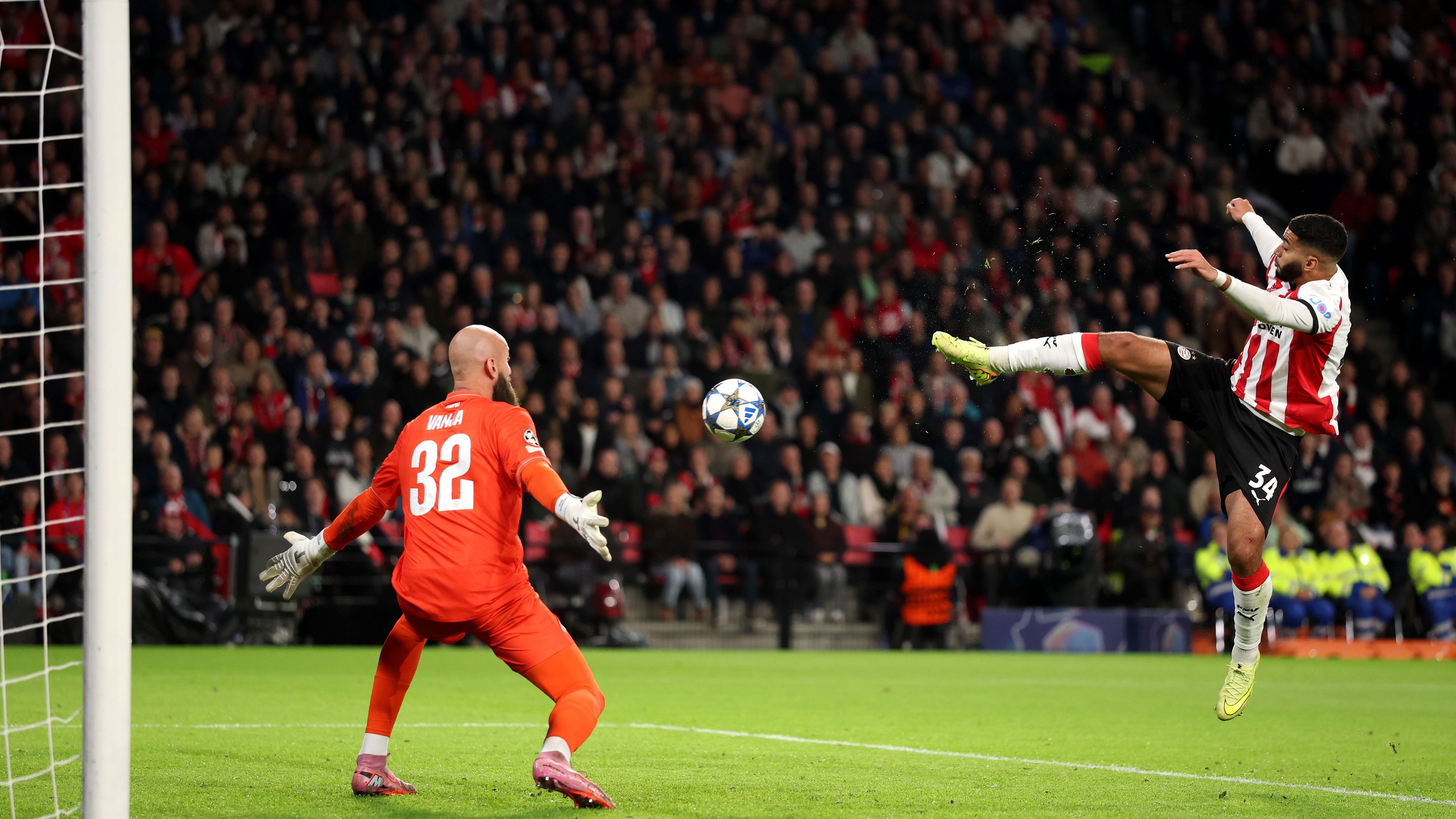 PSV Eindhoven v SSC Napoli - UEFA Champions League 2025/26 League Phase MD3