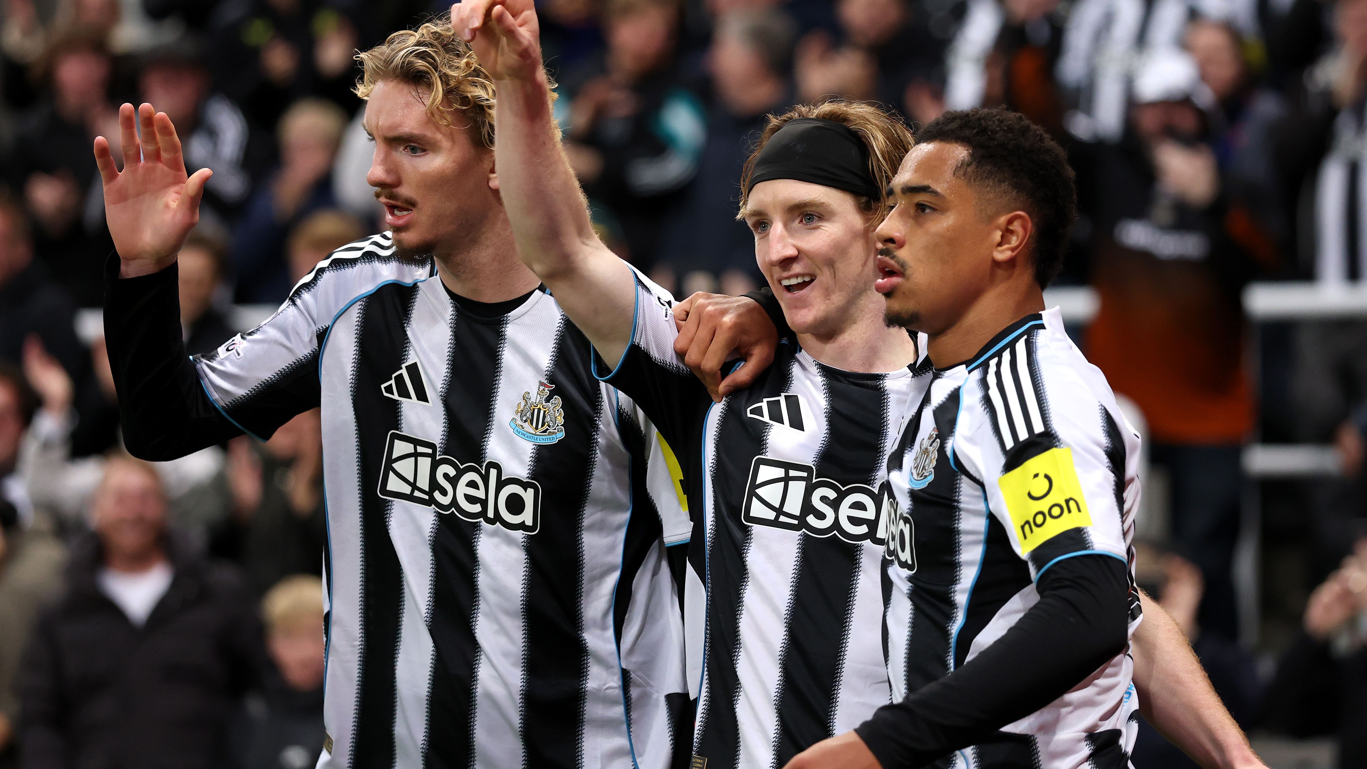 Newcastle United FC v SL Benfica - UEFA Champions League 2025/26 League Phase MD3