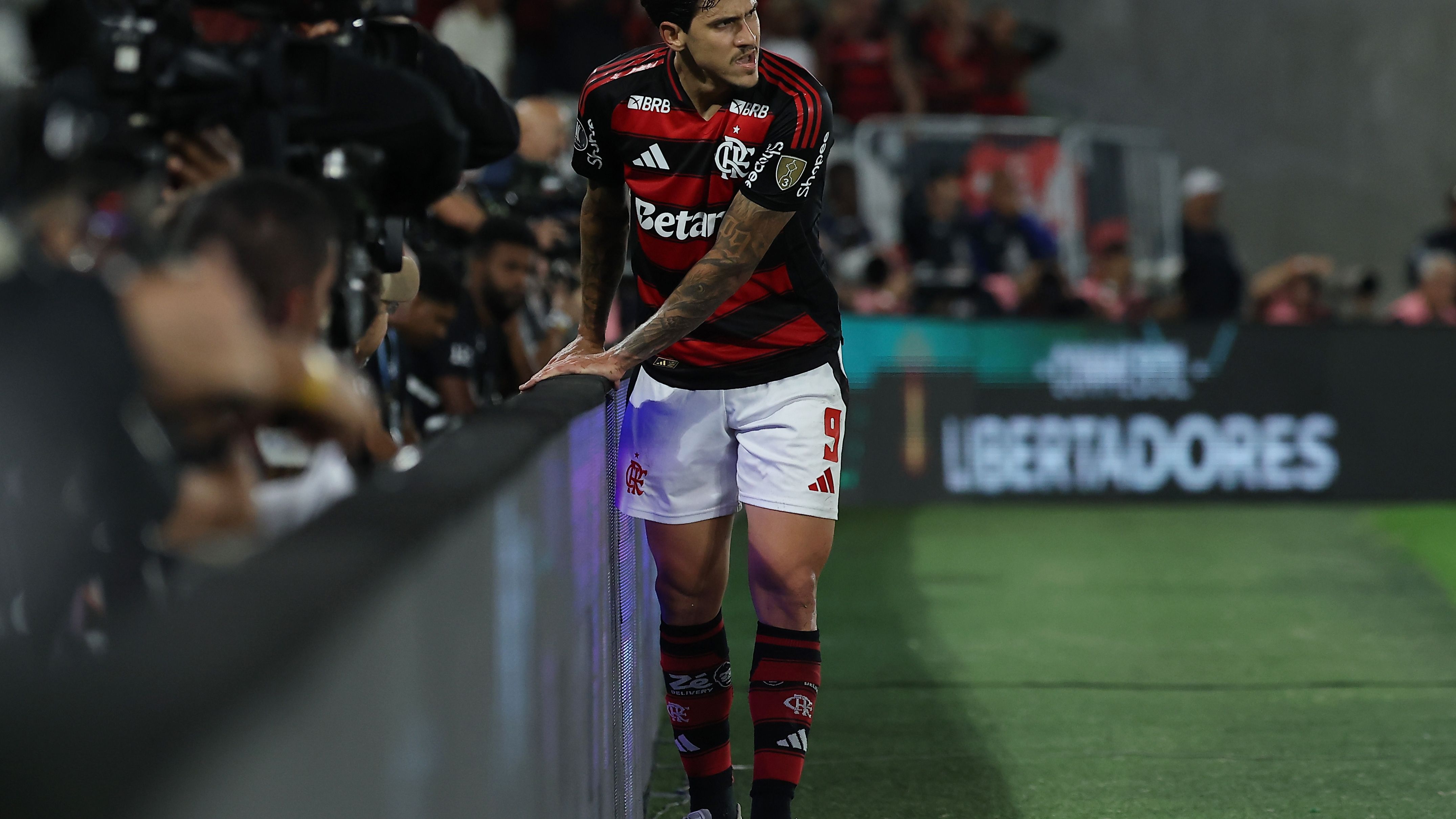 Flamengo v Racing Club - Copa CONMEBOL Libertadores 2025