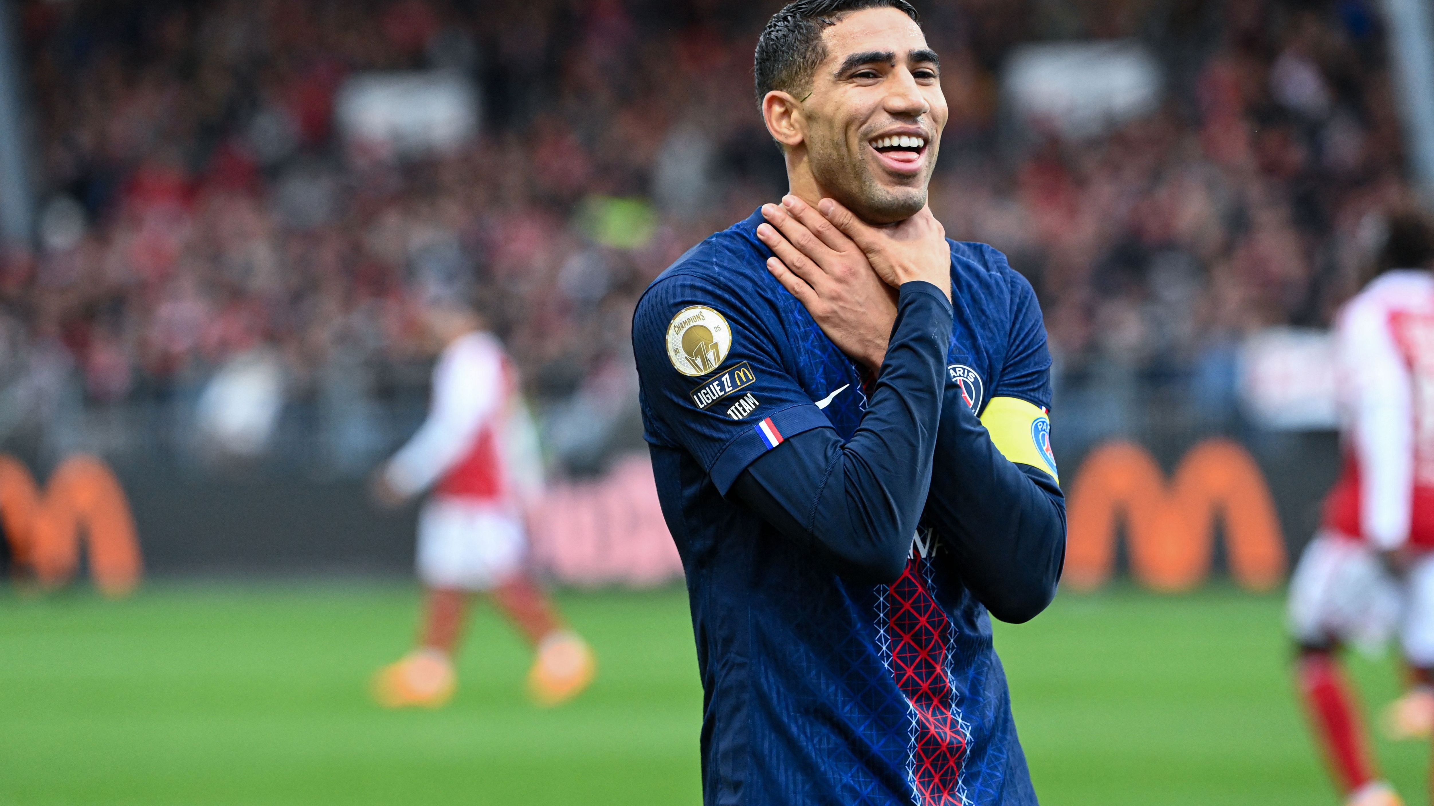 TOPSHOT-FBL-FRA-LIGUE1-BREST-PSG