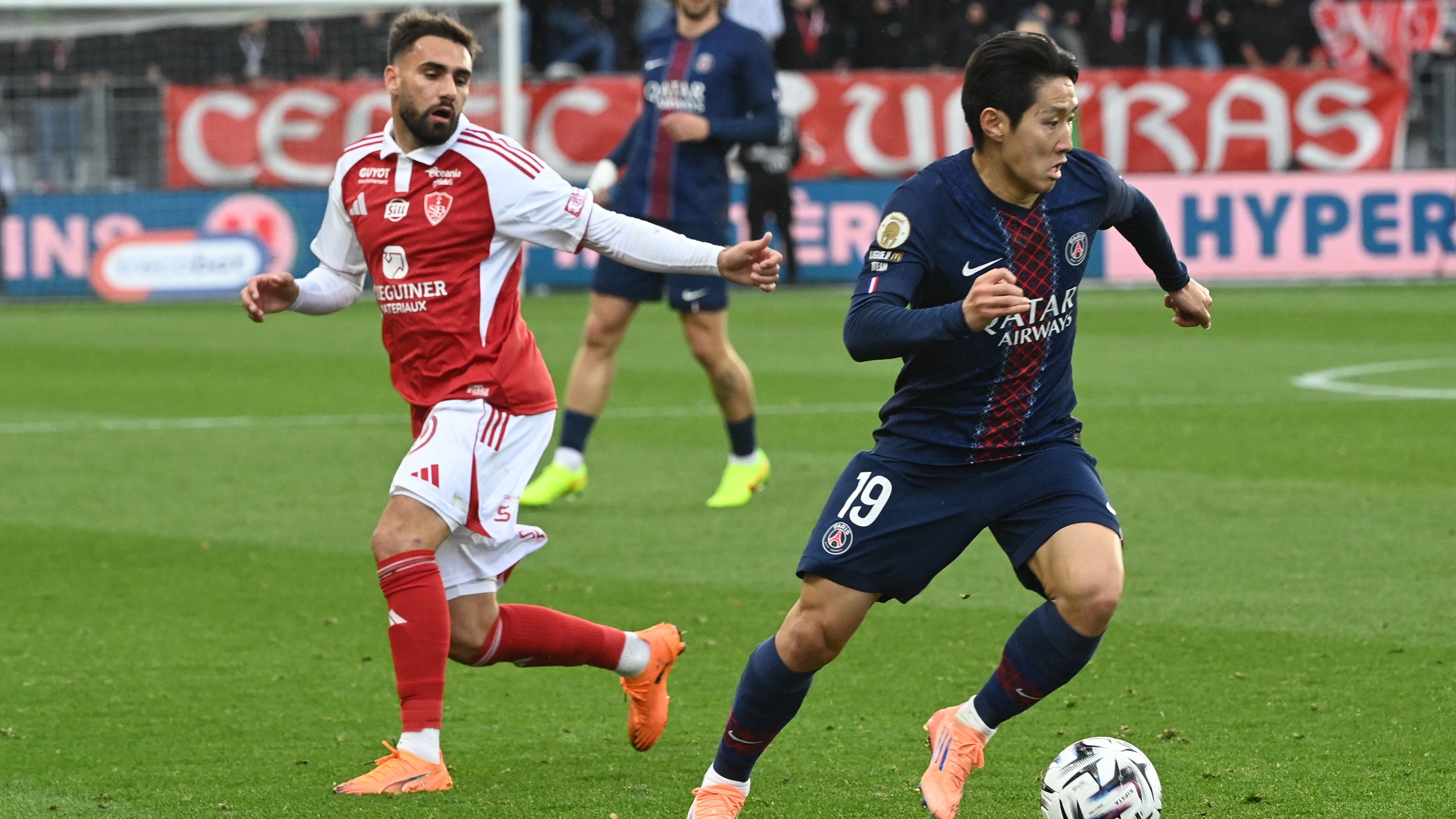 FBL-FRA-LIGUE1-BREST-PSG