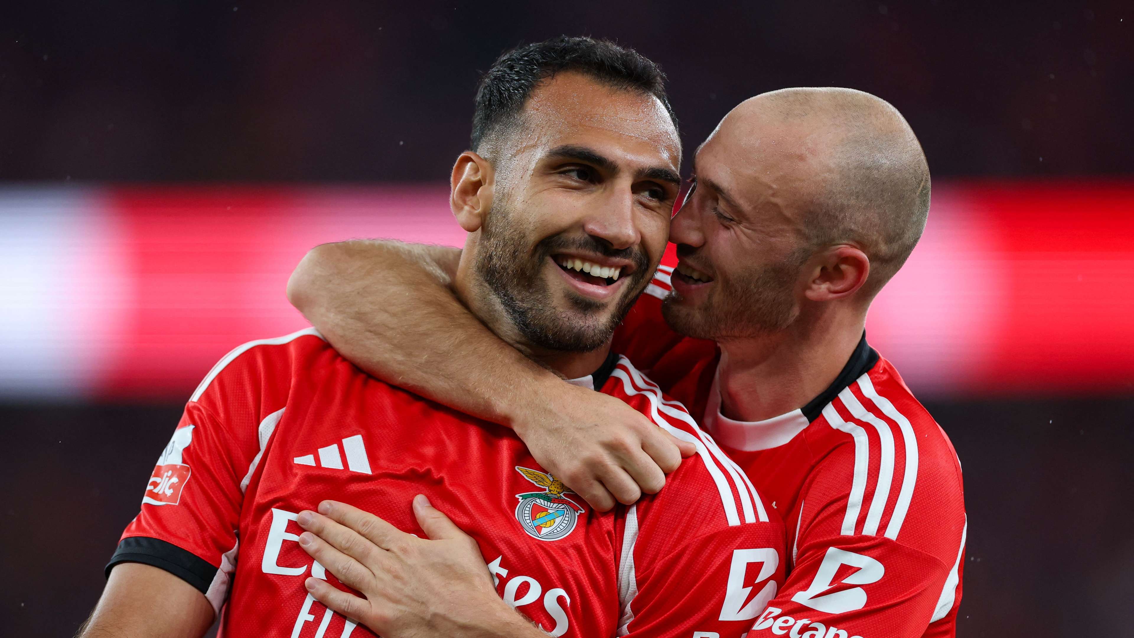 FBL-POR-LIGA-BENFICA-AROUCA