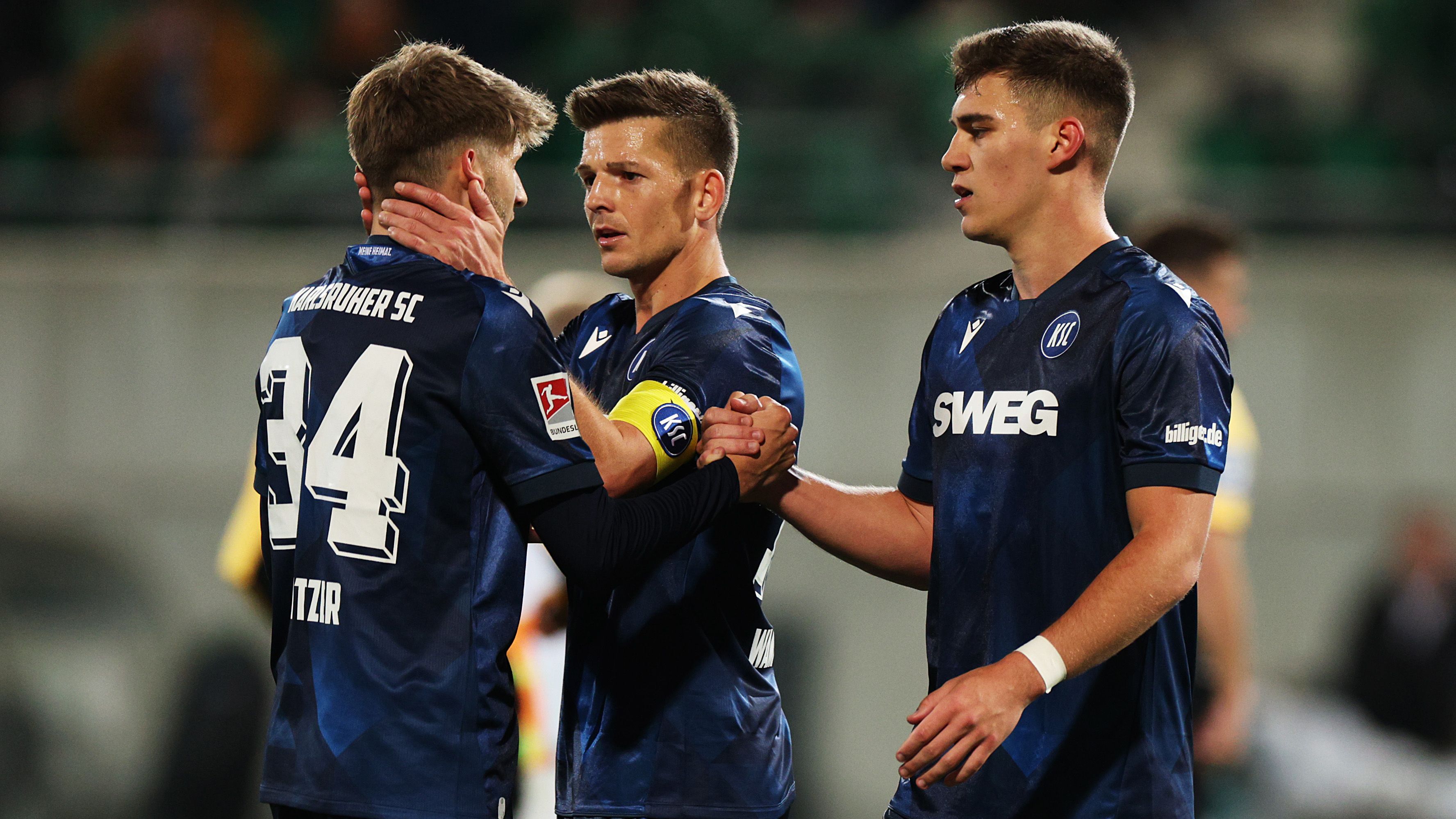 SpVgg Greuther Fürth v Karlsruher SC - 2. Bundesliga