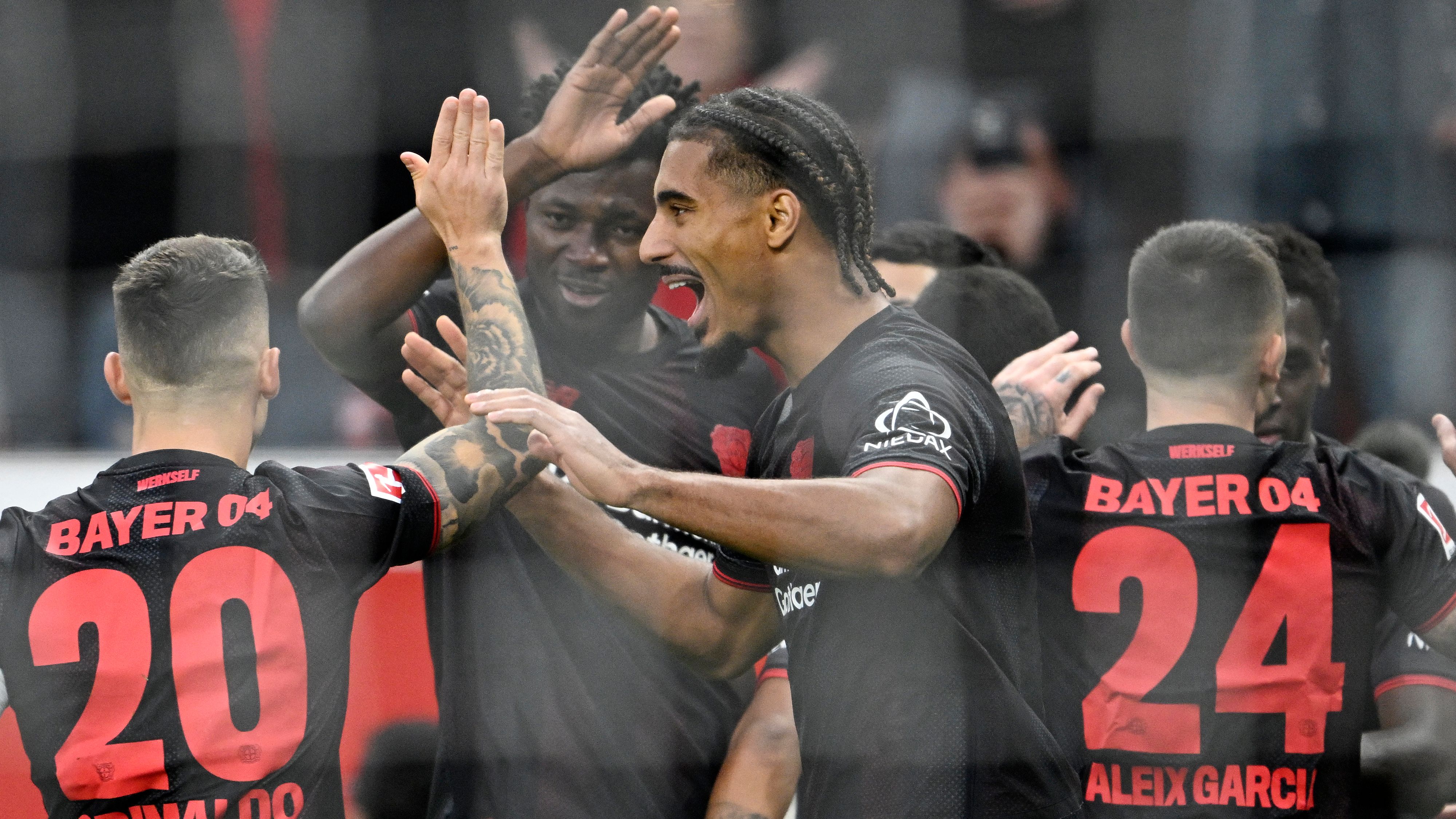 FBL-GER-BUNDESLIGA-LEVERKUSEN-FREIBURG