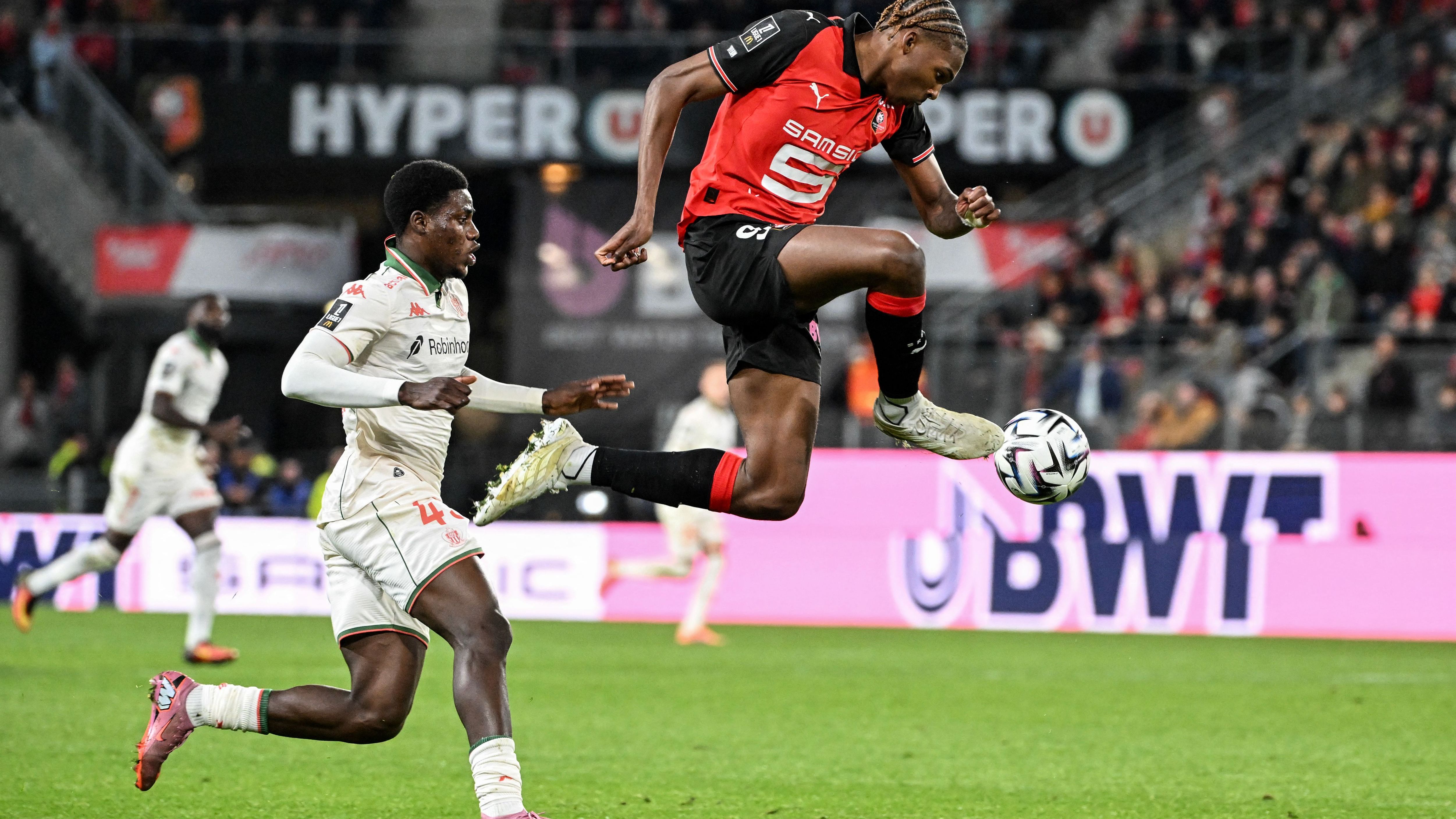 TOPSHOT-FBL-FRA-LIGUE1-RENNES-NICE