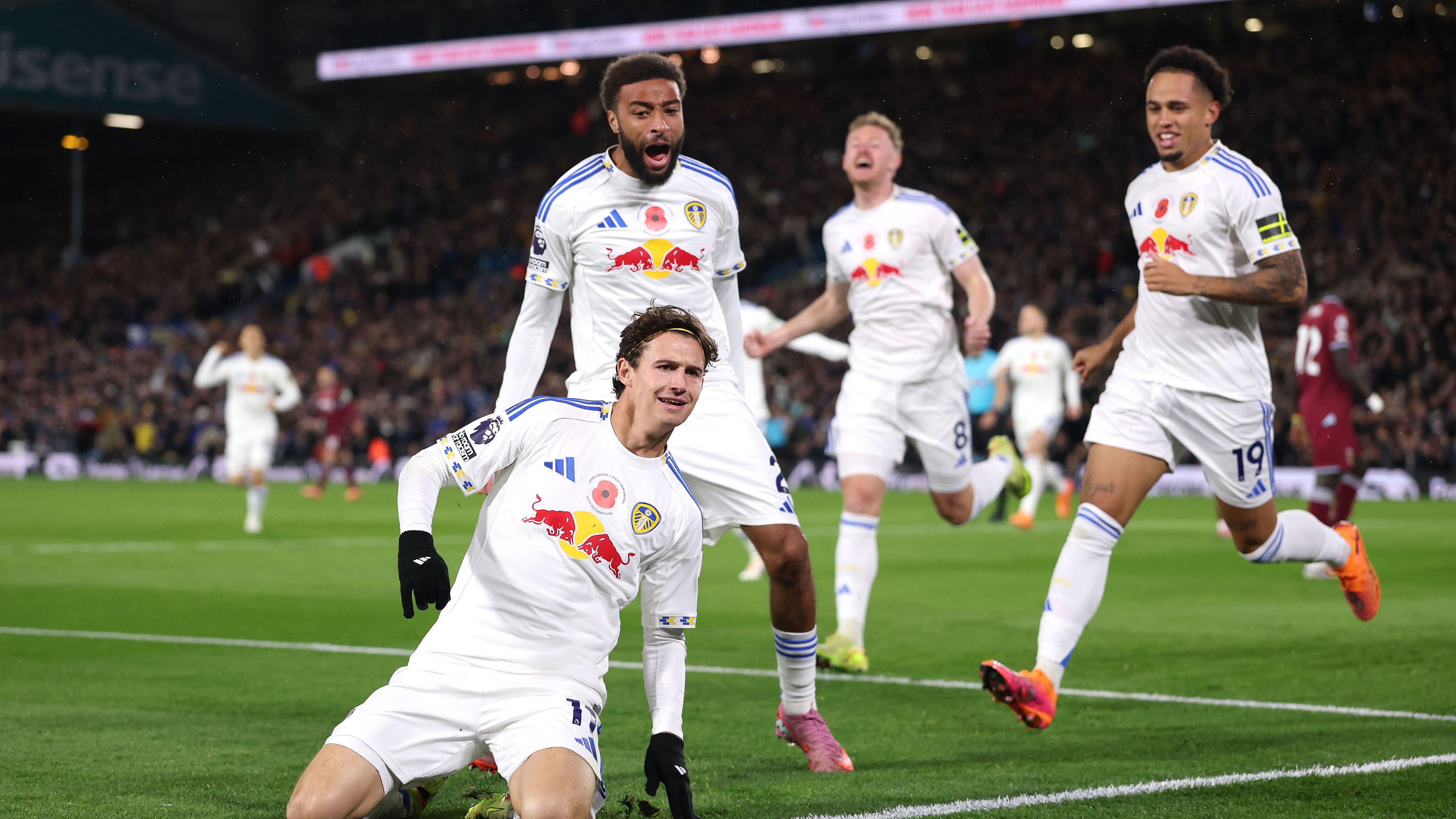 Leeds United v West Ham United - Premier League