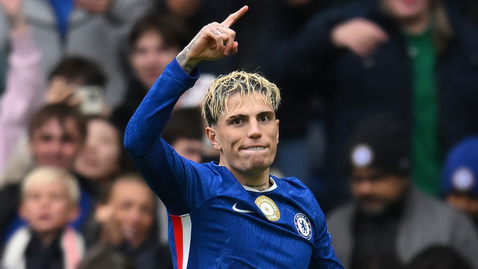 Alejando Garnacho scores first Chelsea goal and pulls out trademark Man Utd celebration