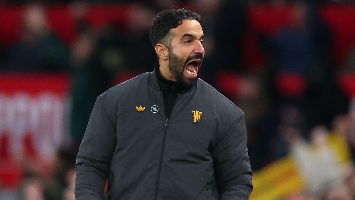 Manchester United v Brighton & Hove Albion - Premier League