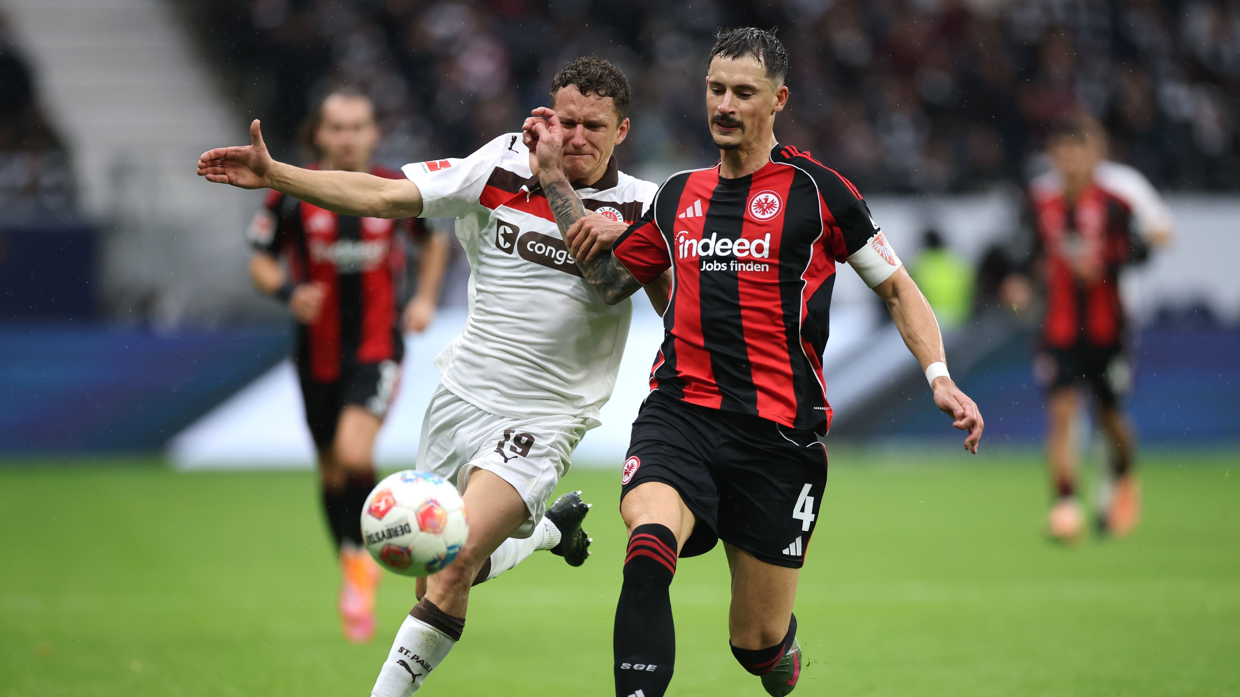 Eintracht Frankfurt v FC St. Pauli - Bundesliga