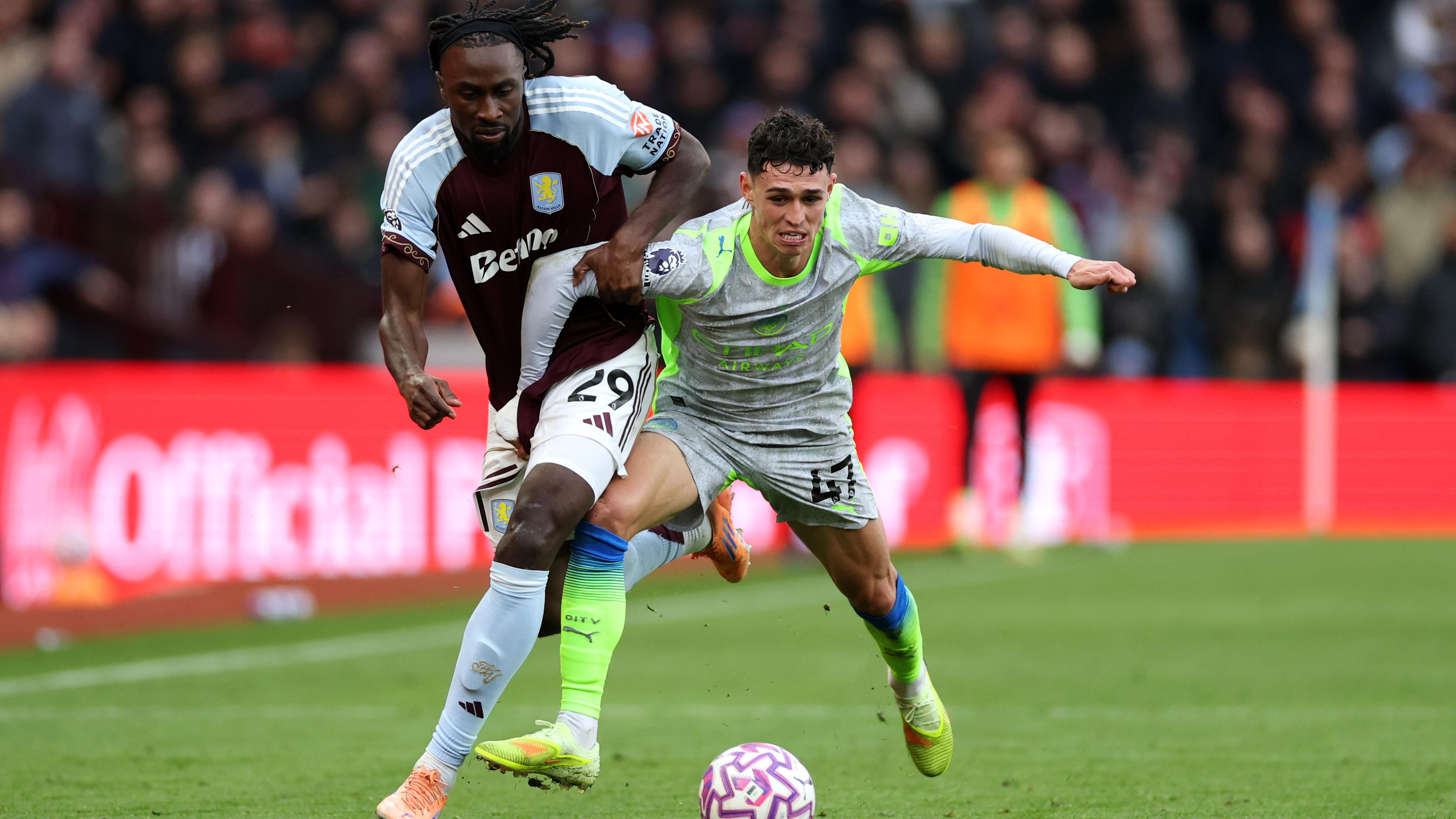 Aston Villa v Manchester City - Premier League
