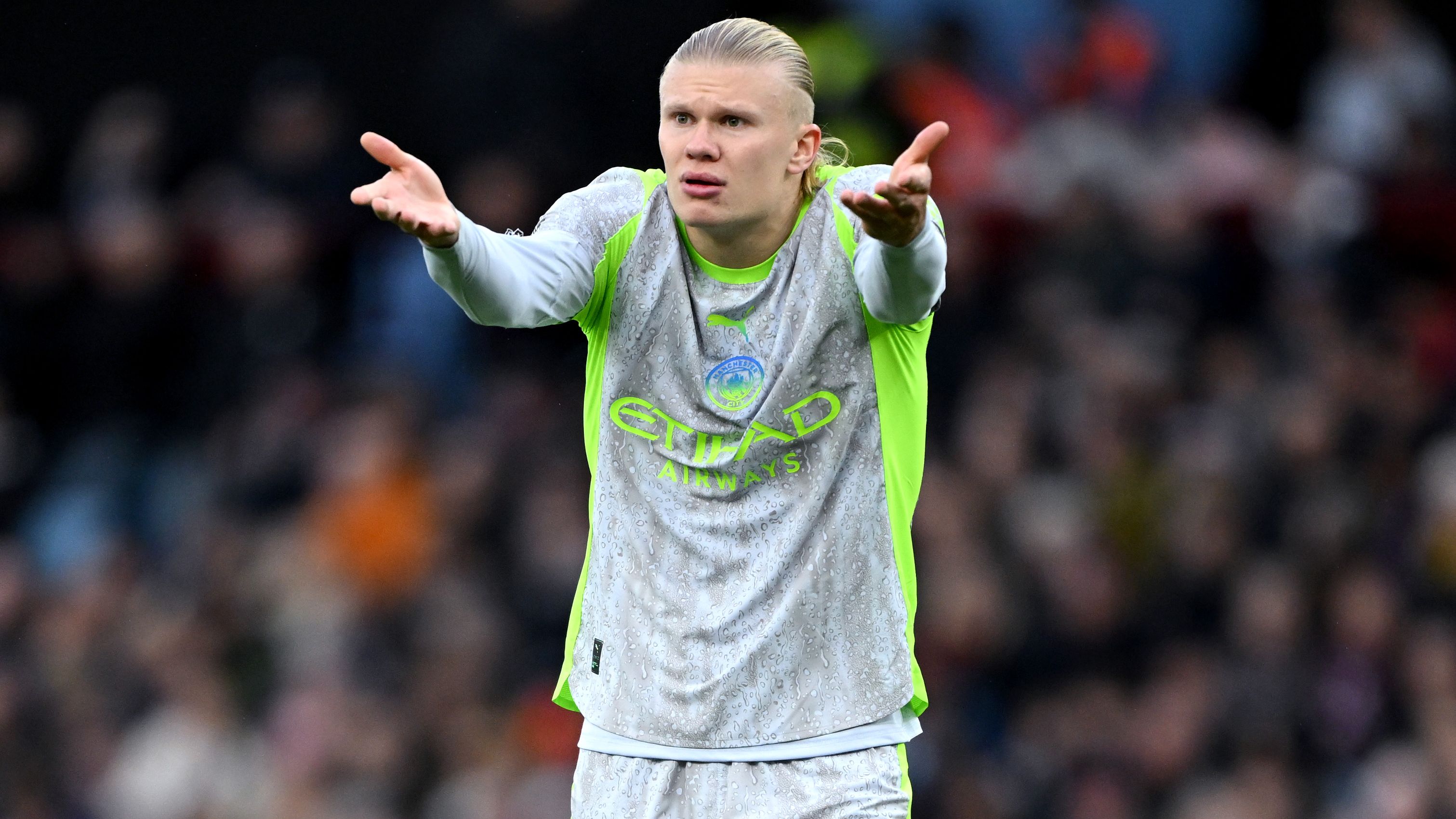 Aston Villa v Manchester City - Premier League