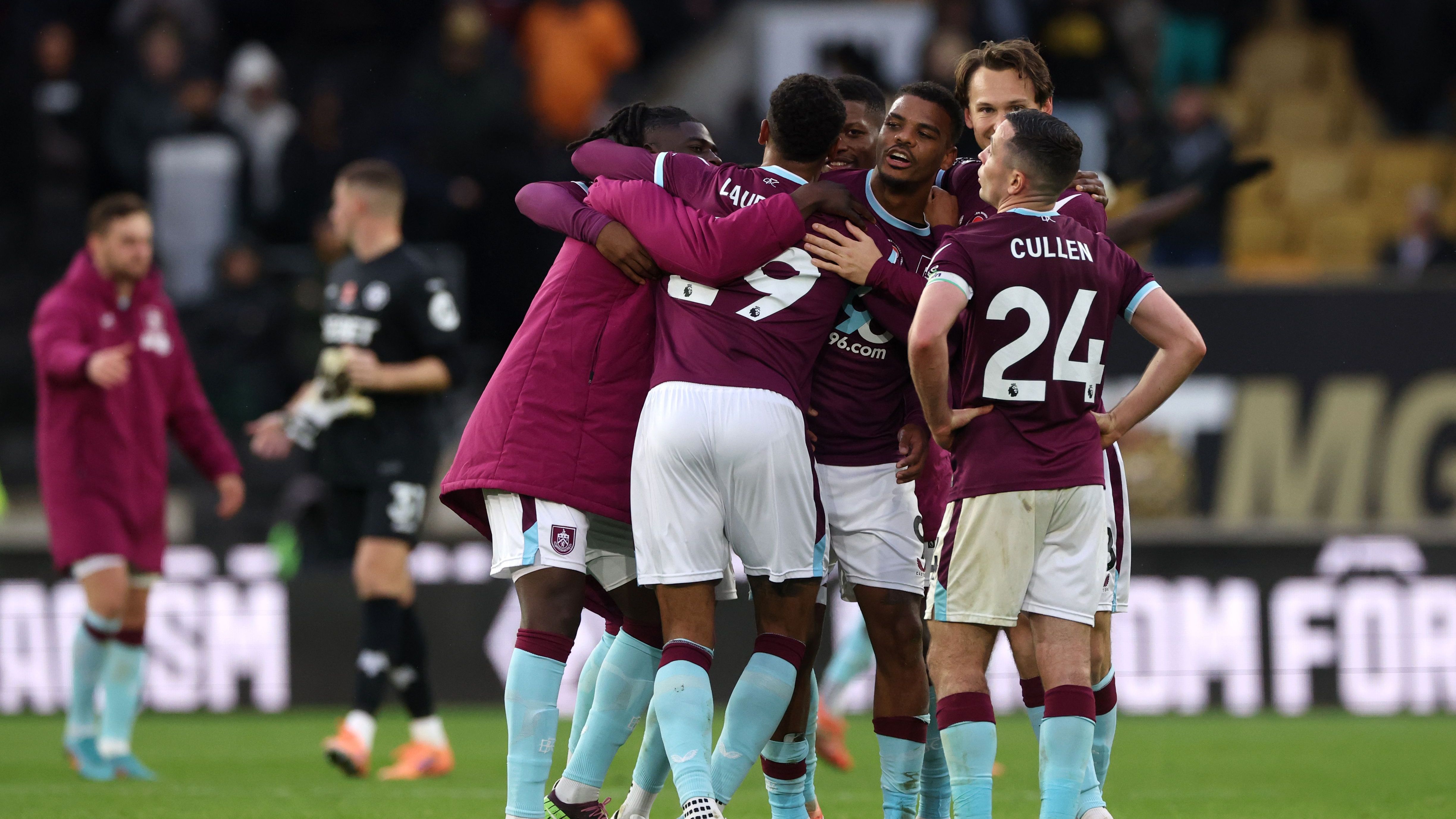 Wolverhampton Wanderers v Burnley - Premier League